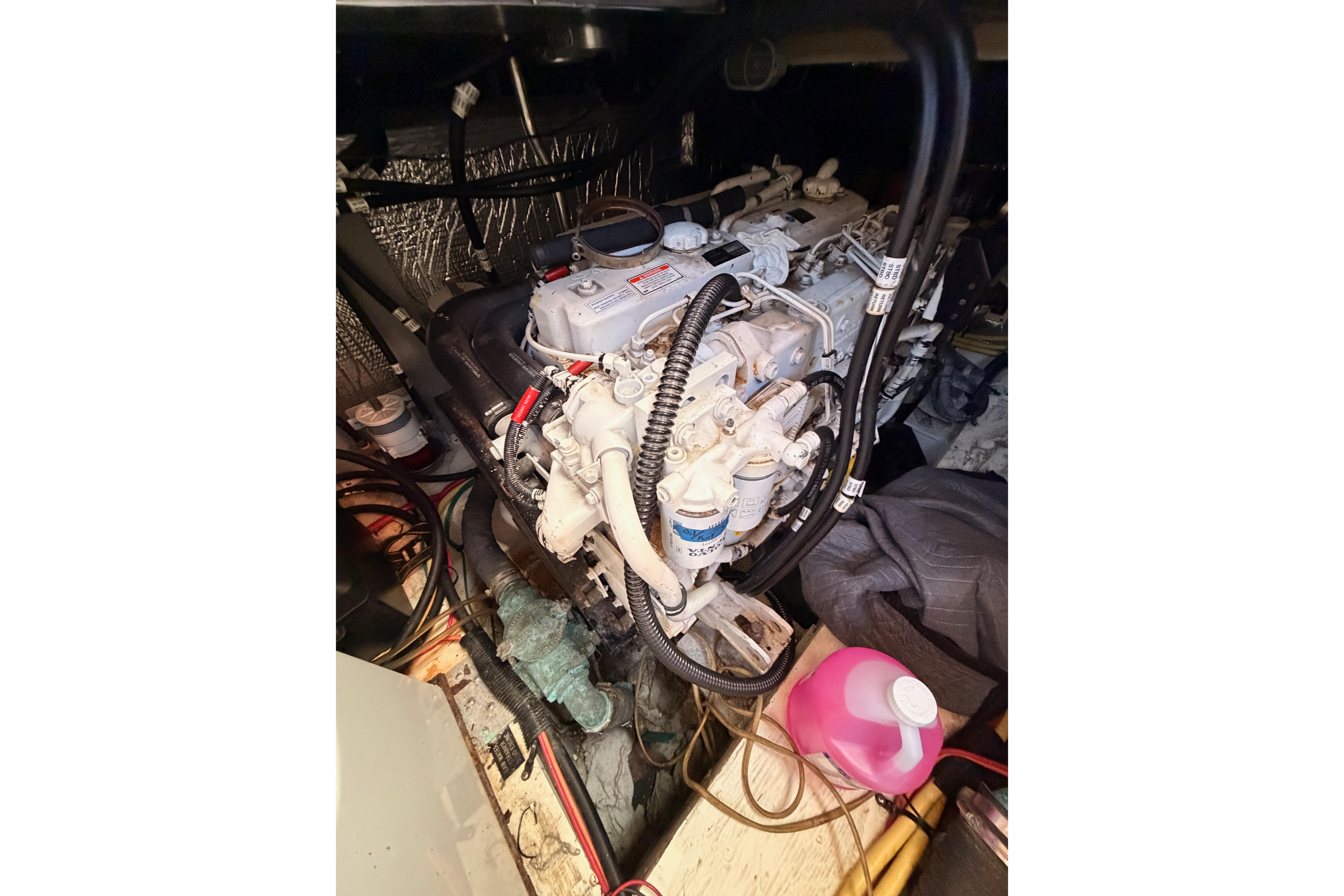 Engine compartment of 2005 Cruisers Yachts 405 Express Motoryacht with visible components.