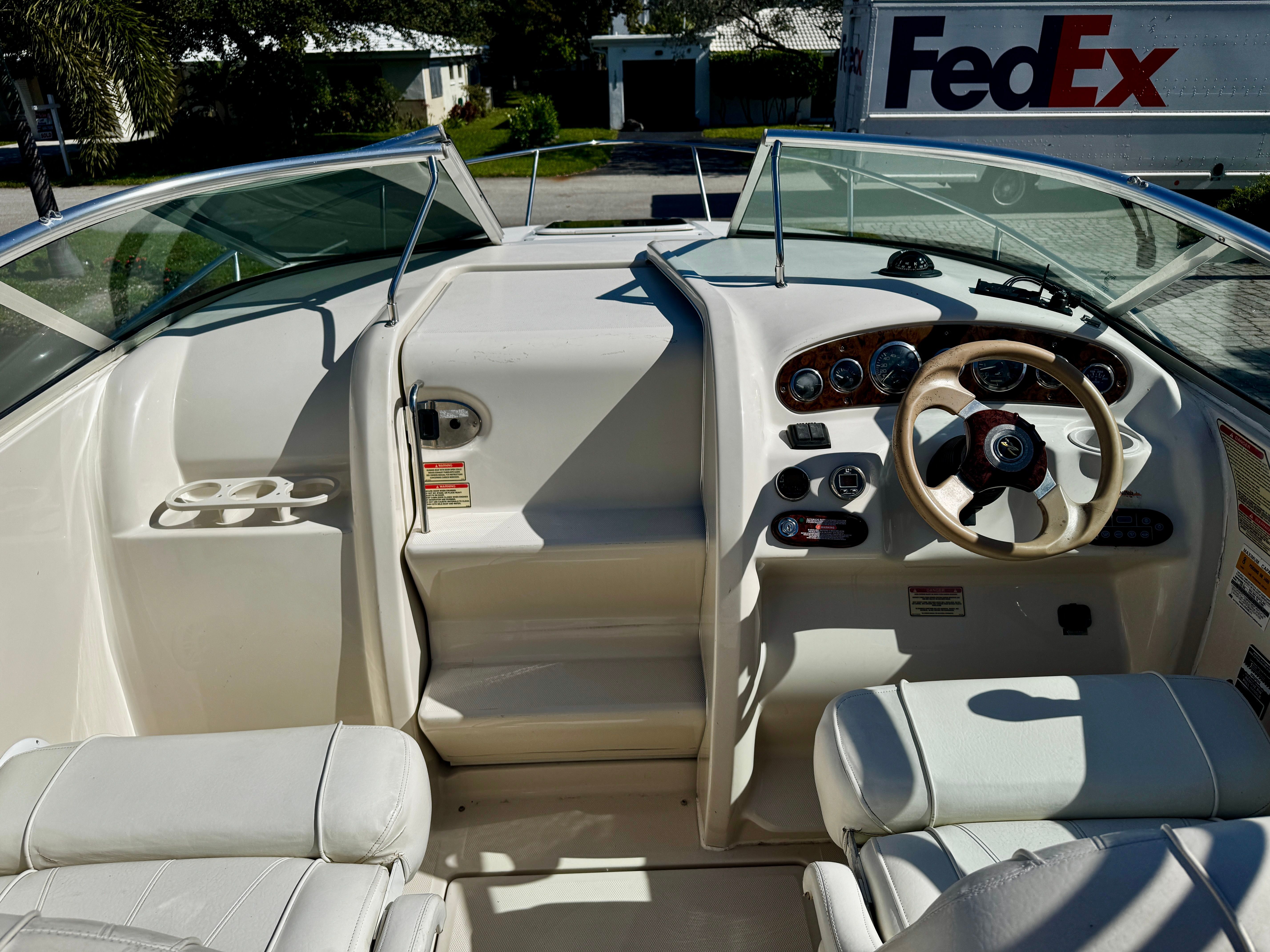 2002 Sea Ray 225 Weekender - 11