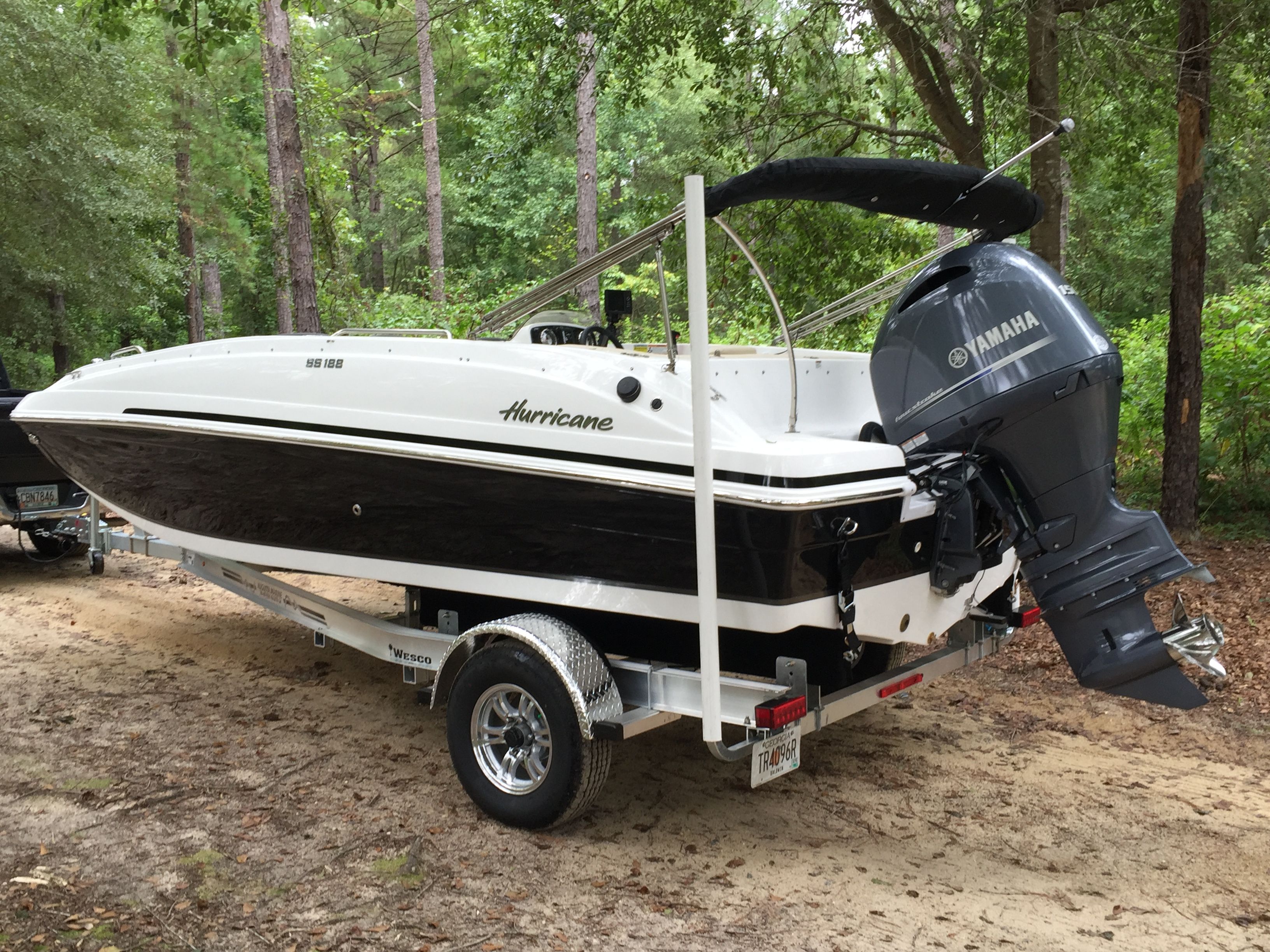 2016 Hurricane SunDeck 188 OB - 2