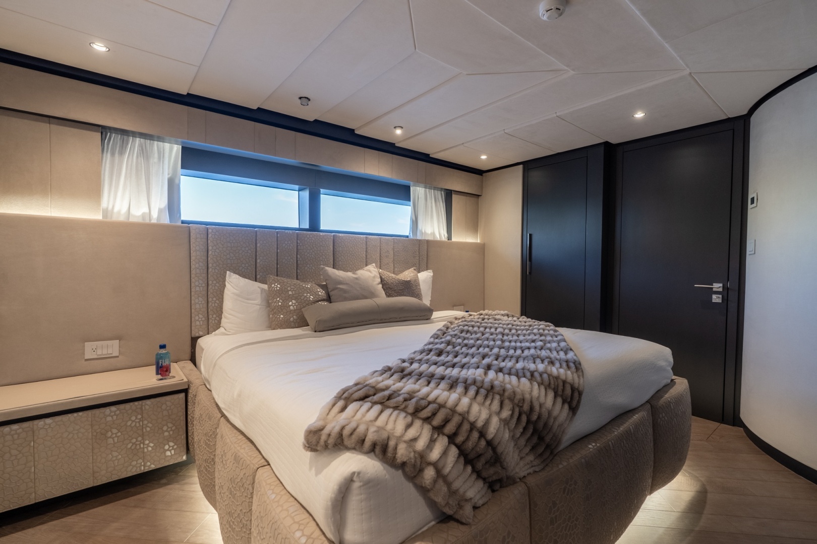 2026 Hargrave E Series - Image 20