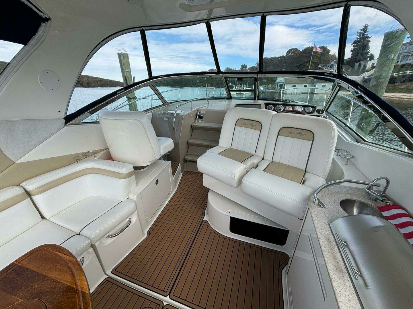 2009 Sea Ray SUNDANCER 350 - Image 19