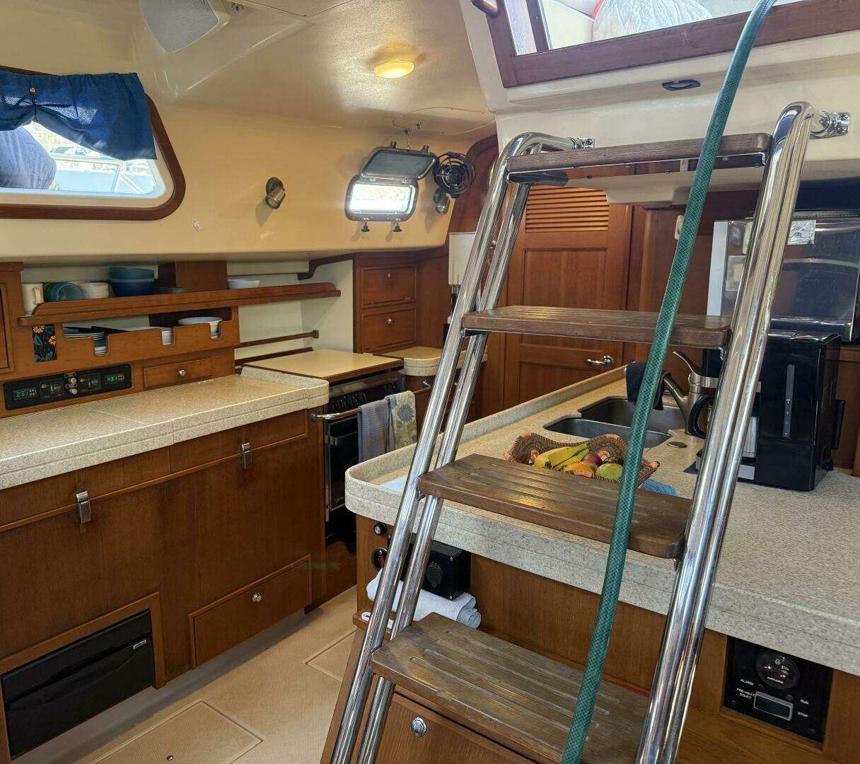 2005 Island Packet 445 - Image 14