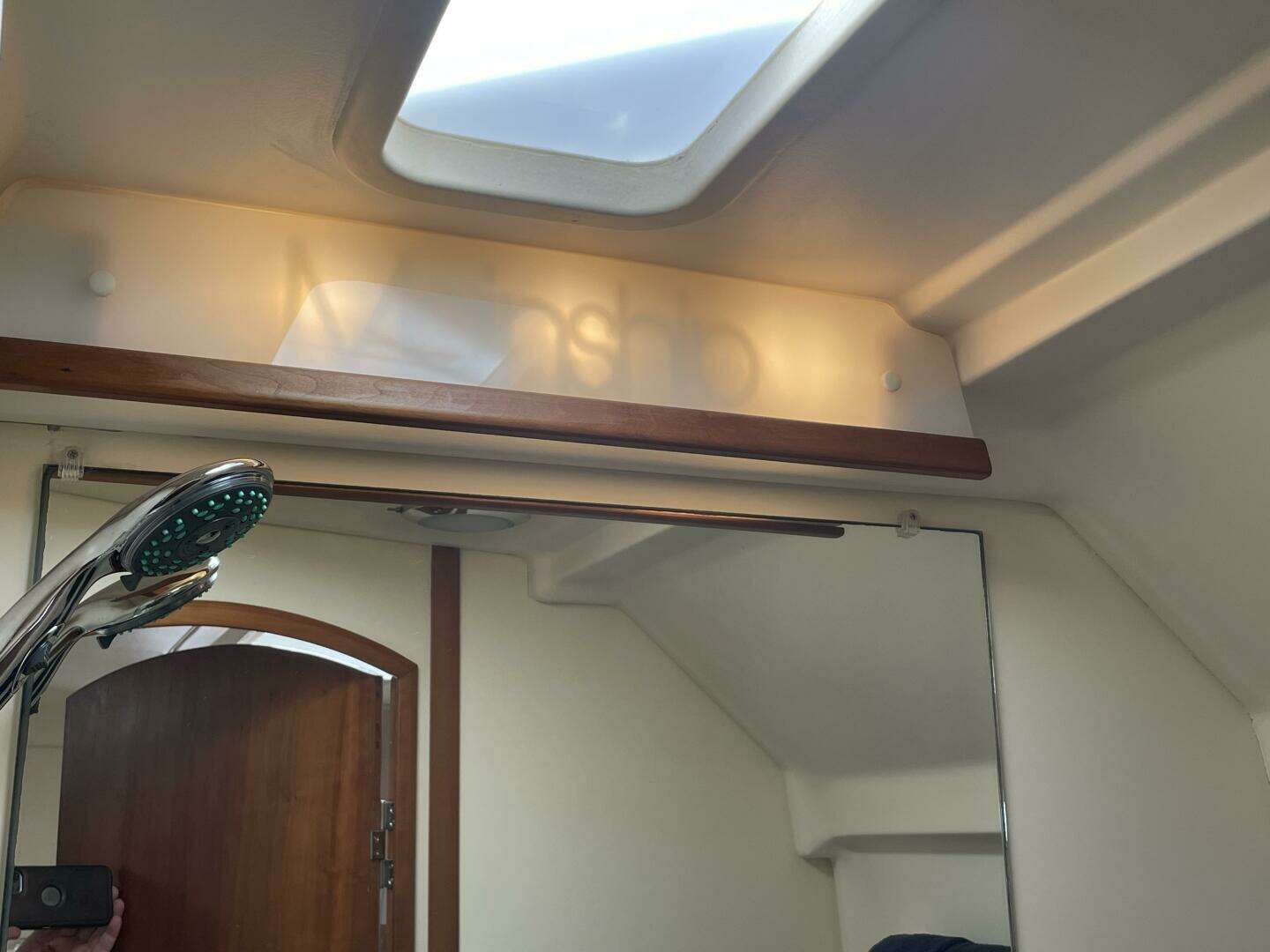 2005 Mainship 30 Pilot II - Image 32