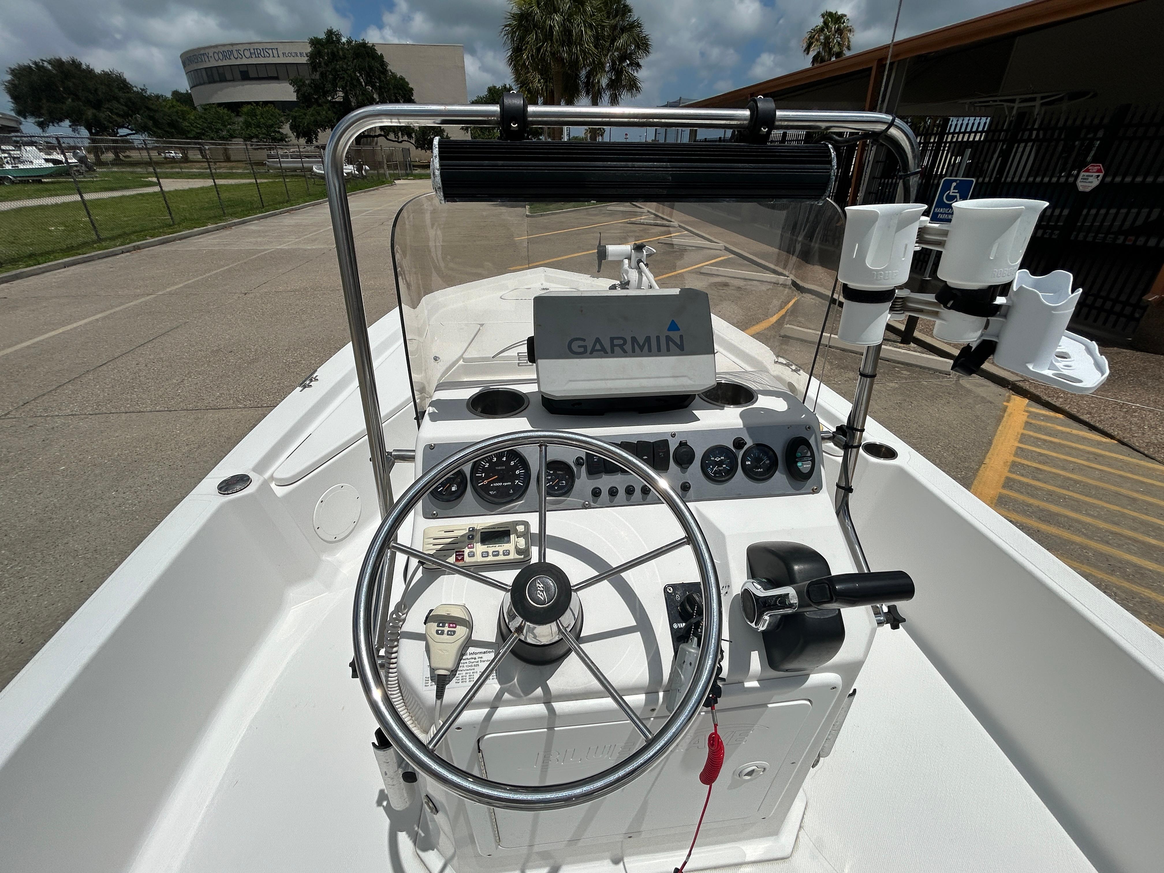 2012 Blue Wave 1900 STL boat dashboard with Garmin navigation system.