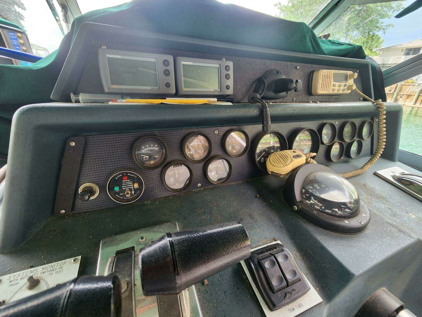 1987 Sea Ray — - Image 26