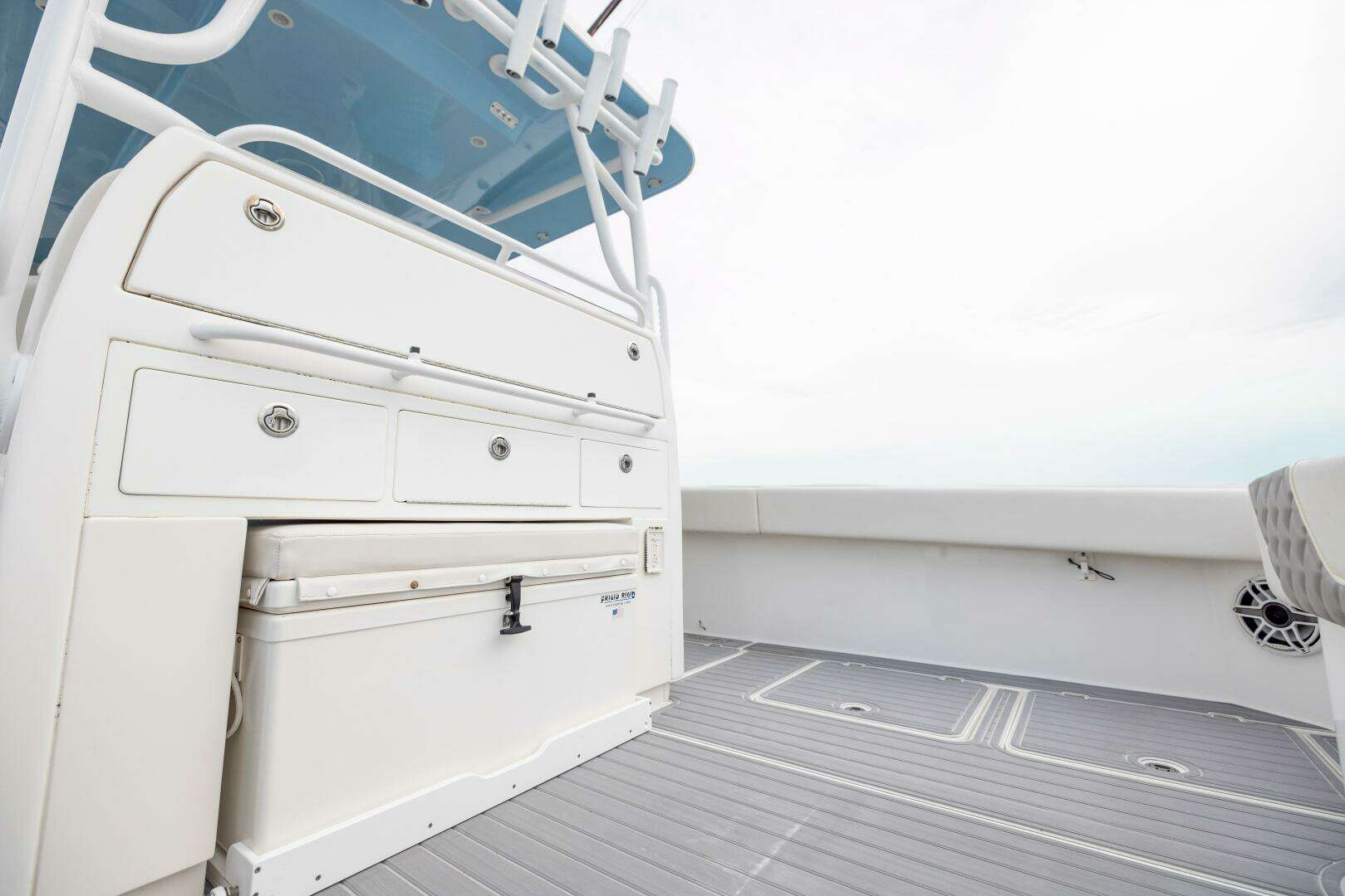 2020 Invincible 40’ Catamaran - Image 29