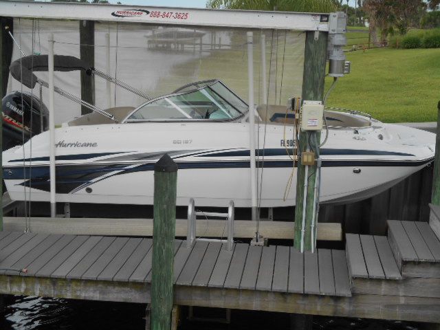 2018 Hurricane Sun Deck 187