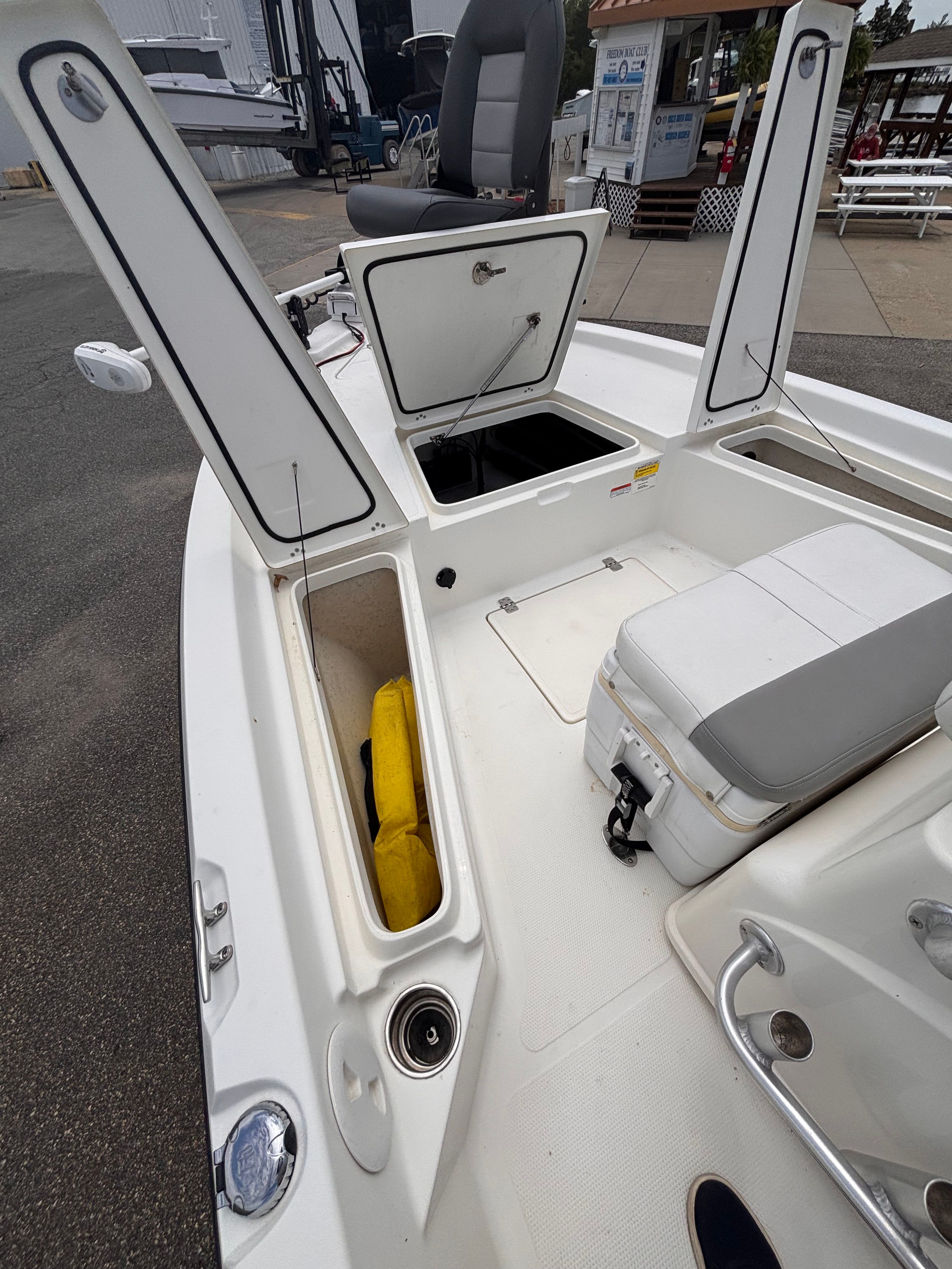 2019 Mako CPX 19 - 6
