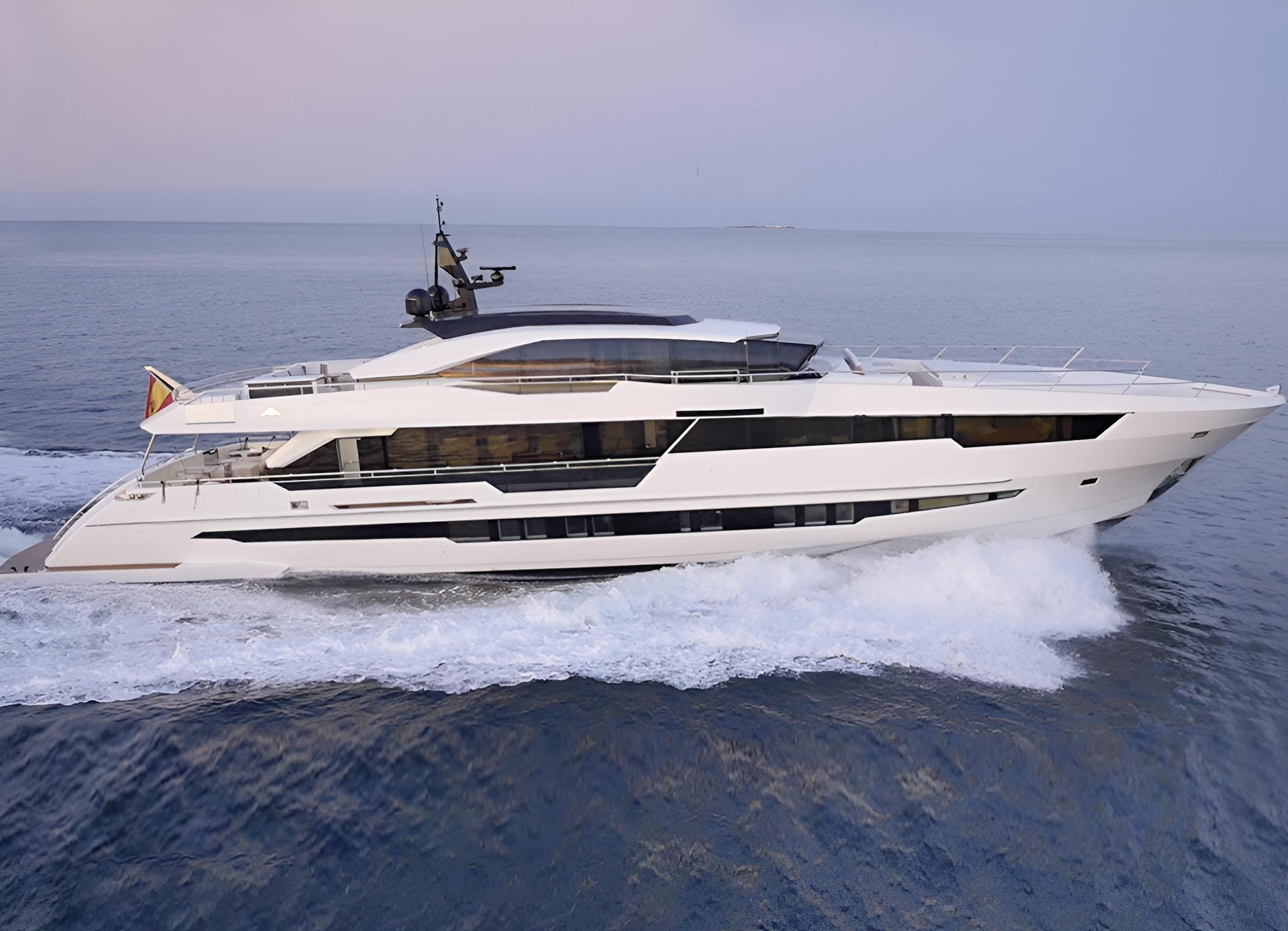 2018 Astondoa 110 Century
