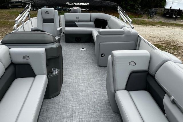 2026 Sun Tracker Party Barge 20 DLX with spacious seating and modern design.