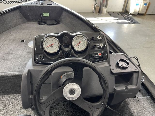 2026 Tracker Super Guide V-16 SC - 19