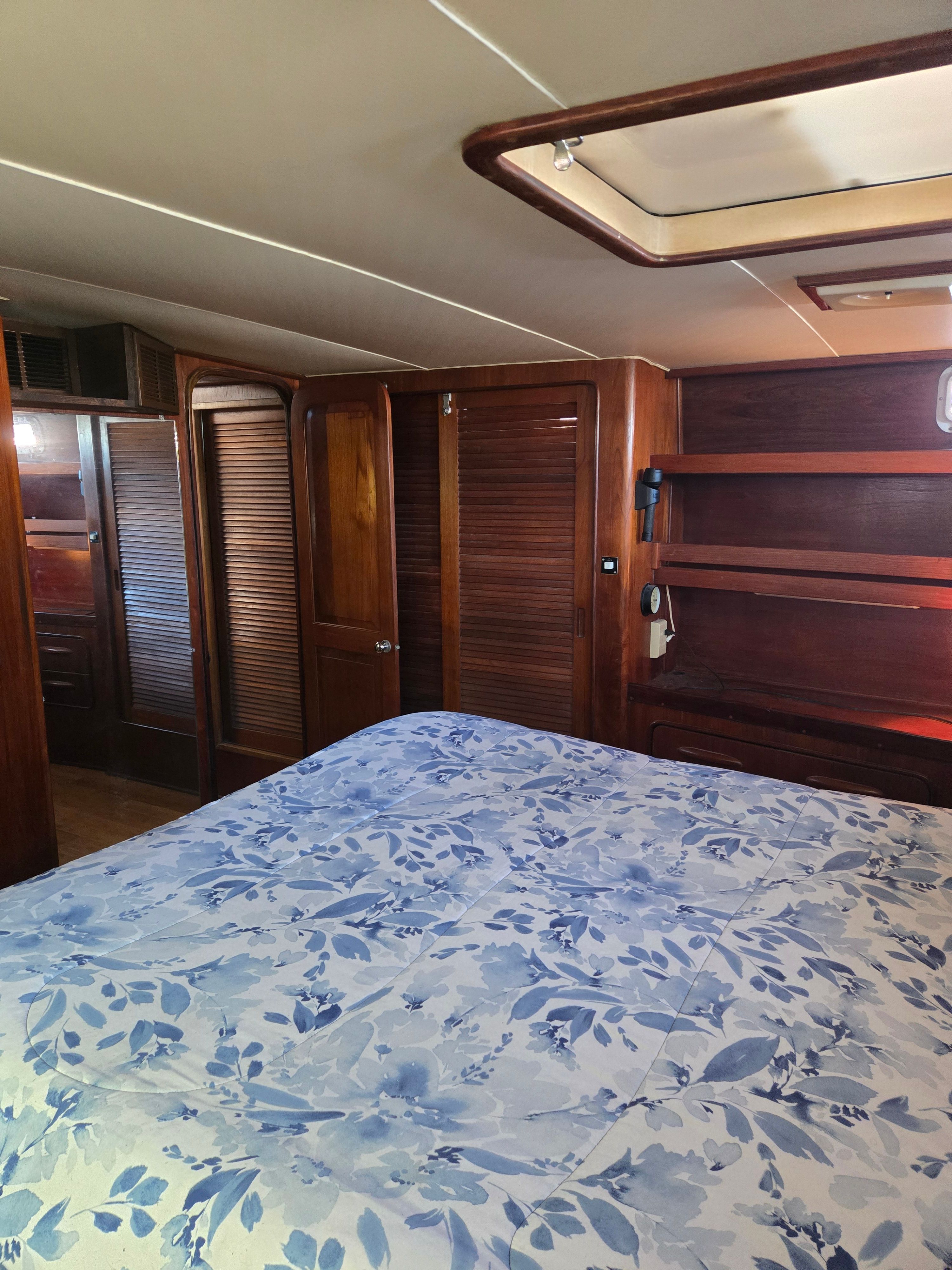 1979 Gulfstar Motor Cruiser - 31