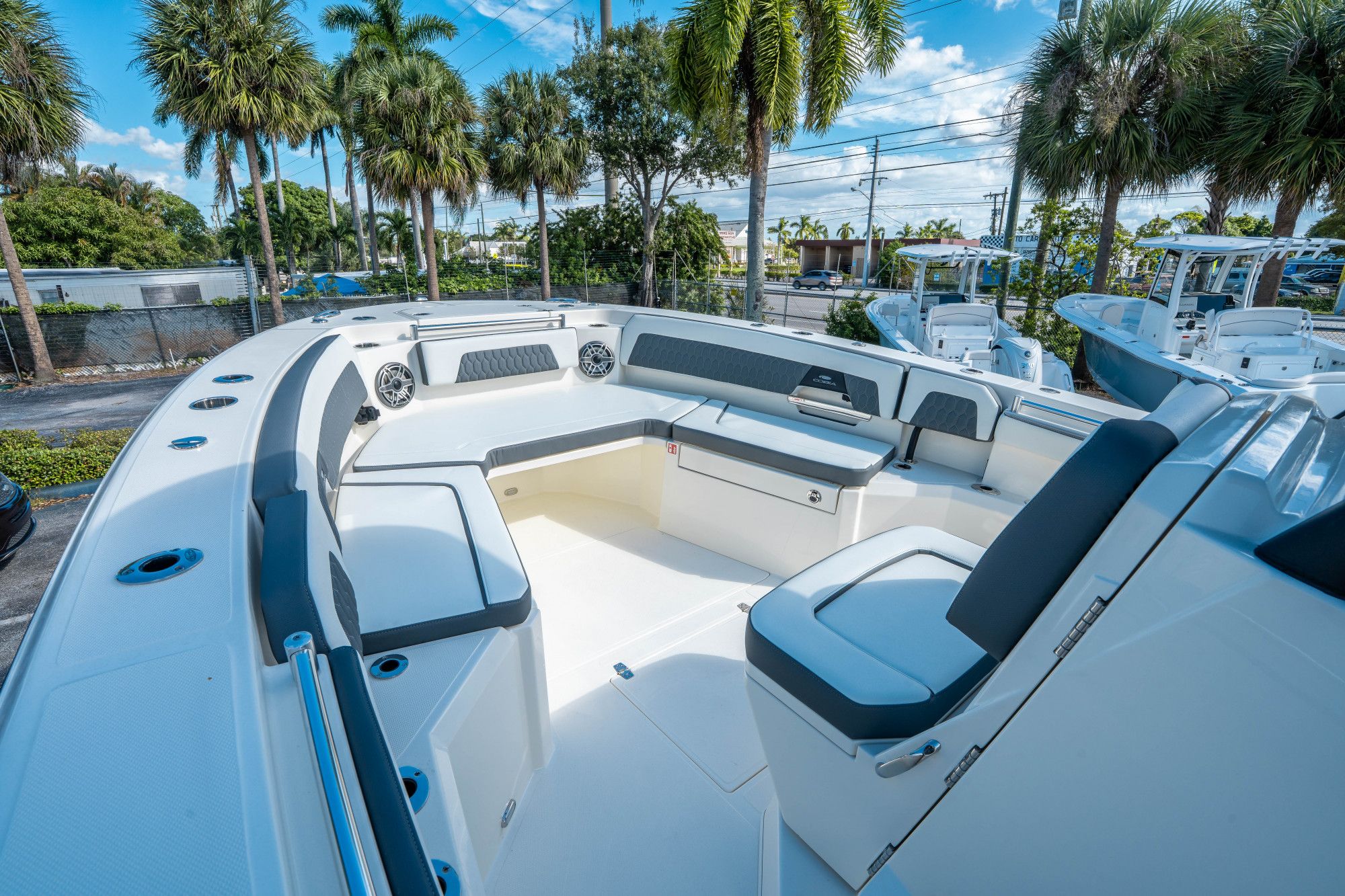 2026 Cobia 305 Center Console - 25