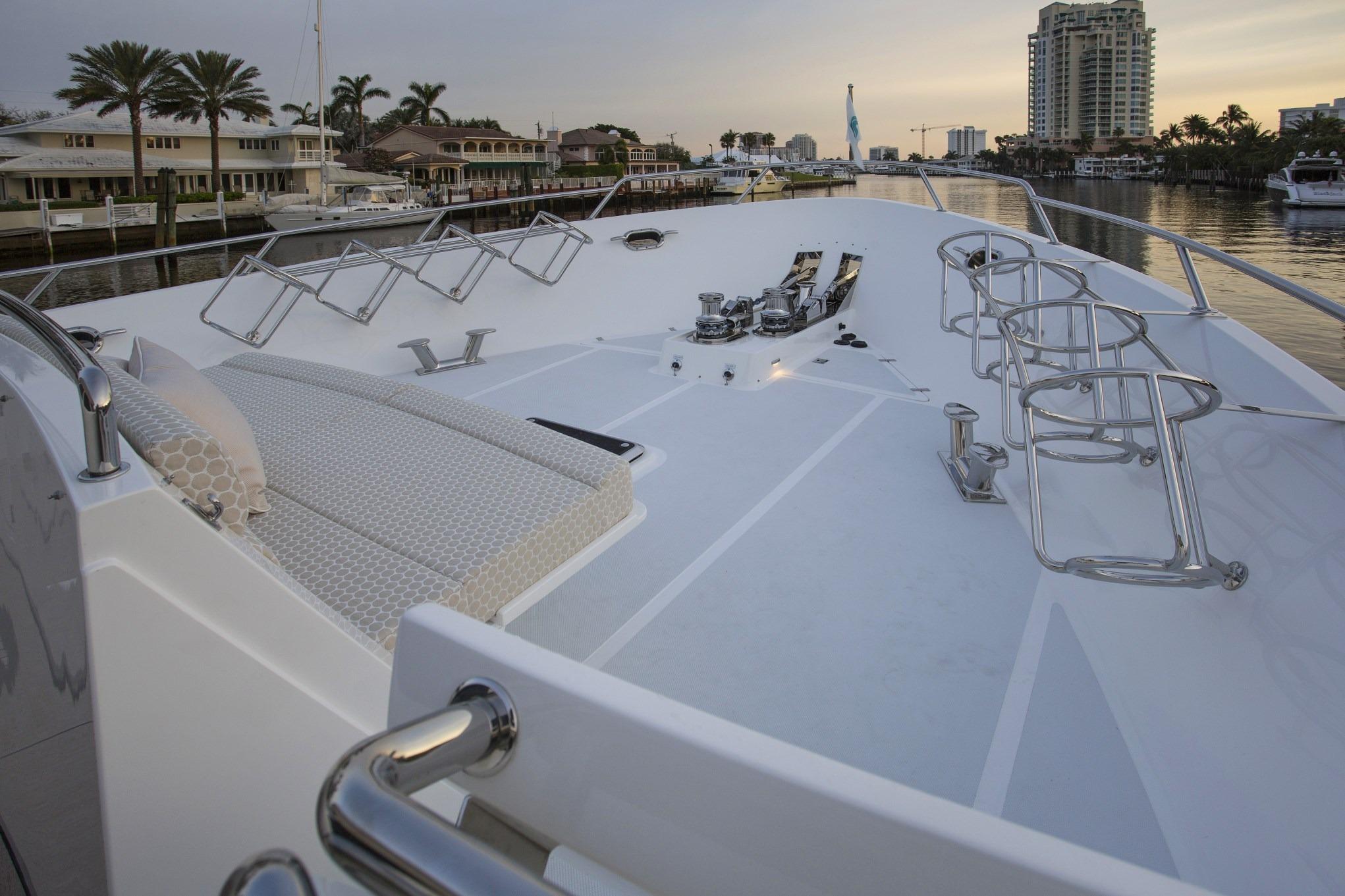 2027 Outer Reef Yachts 860 Deluxbridge Motoryacht - 59