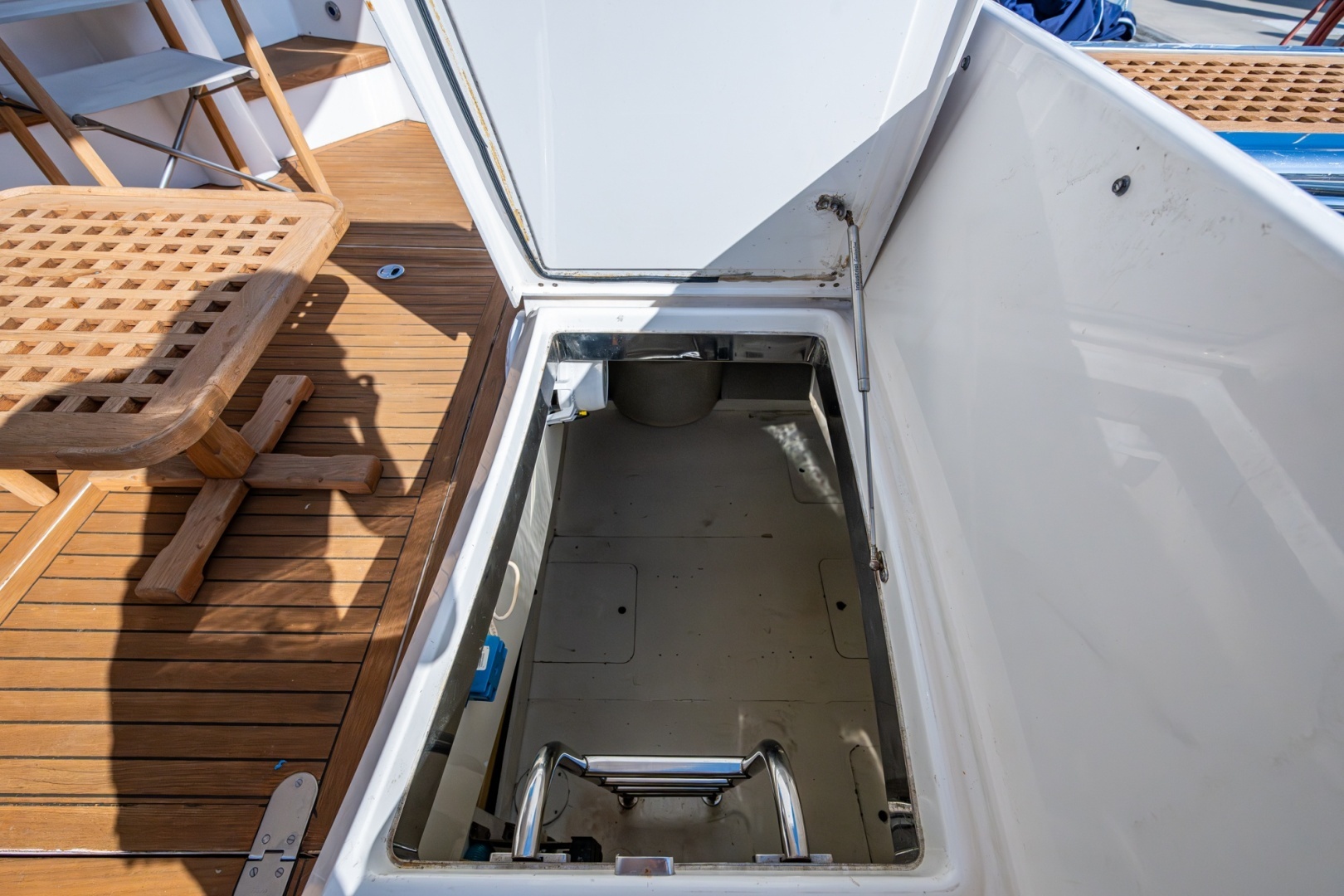 2000 Fairline Squadron 52 - Image 23