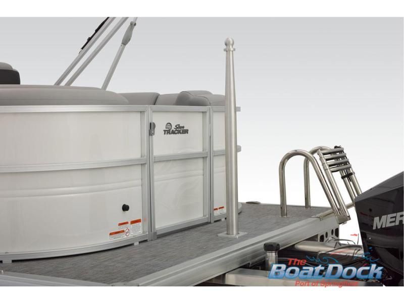 2026 Party Barge 22 XP3 - 100