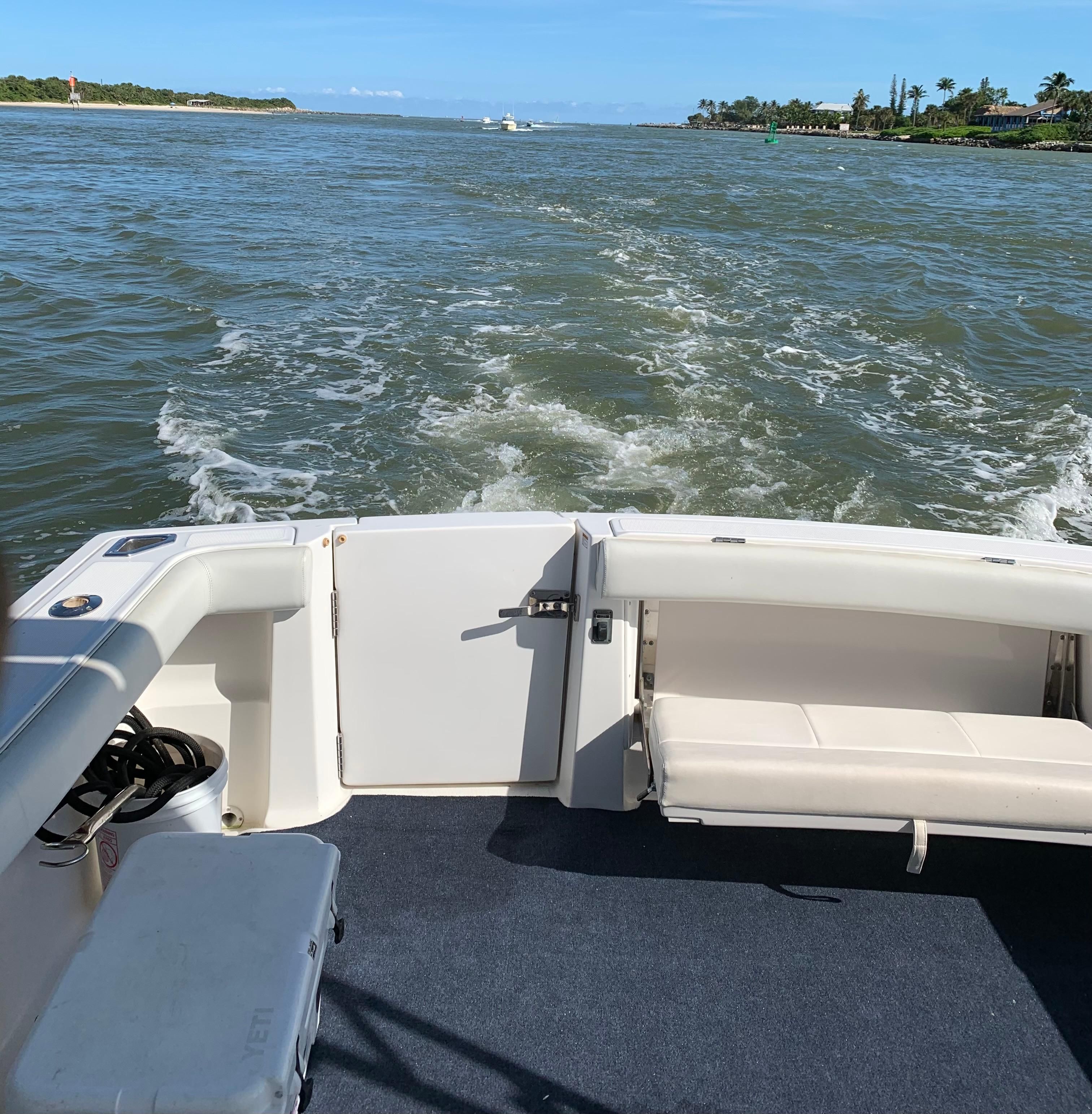 2006 Tiara Yachts 2900 Open Classic - 11