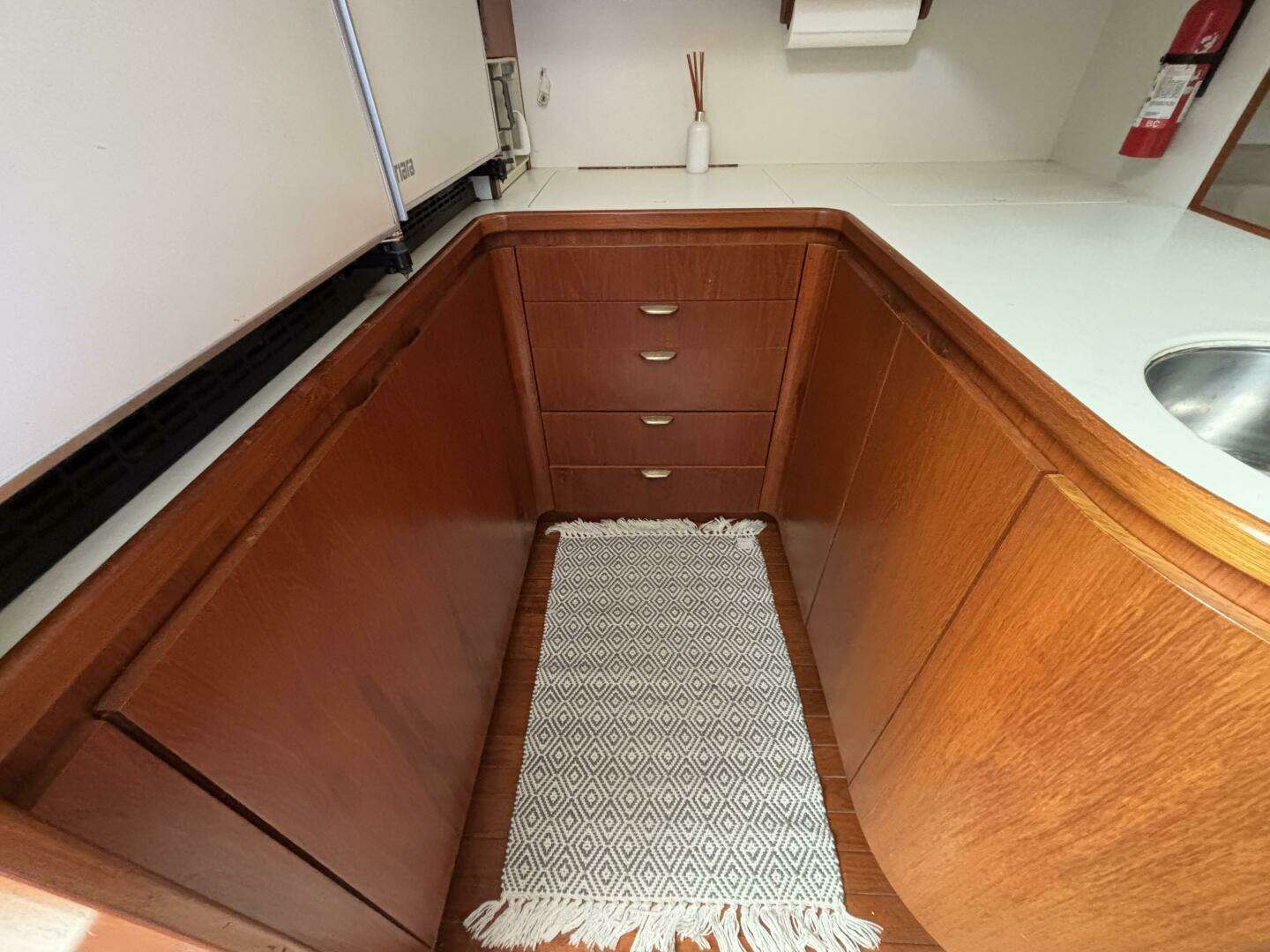 1993 Tiara Yachts 4300 Convertible - Image 45