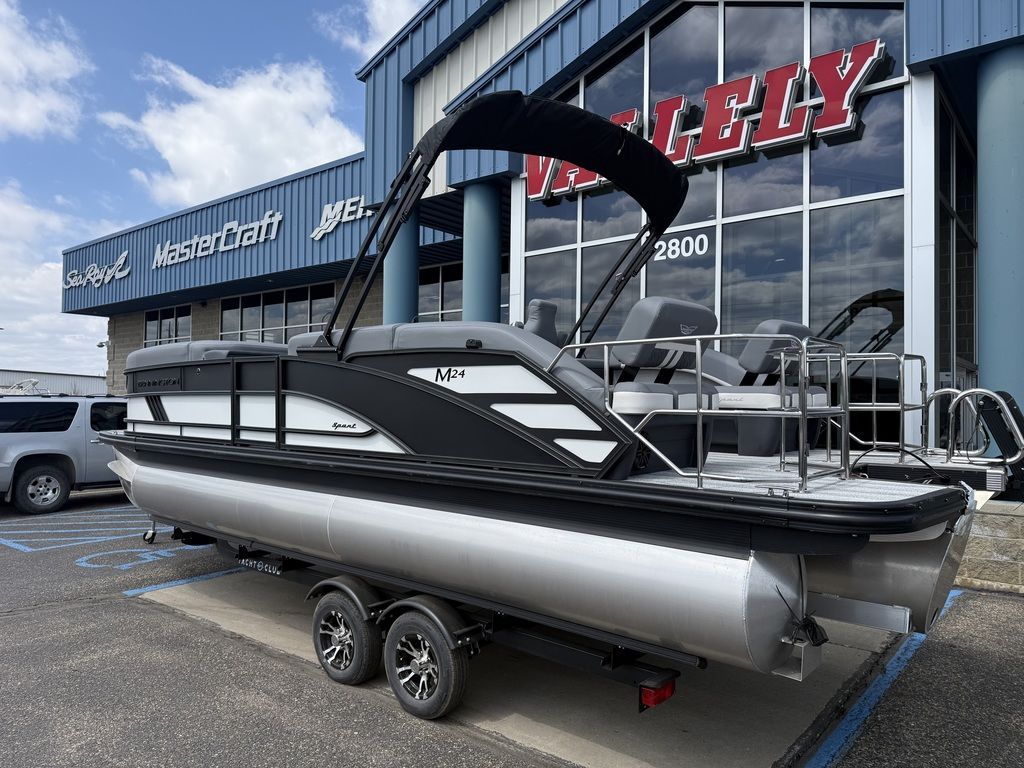 2026 Bennington 24 M Sport Lounge - 2