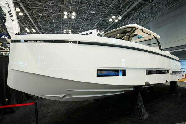 2026 De Antonio Yachts D36