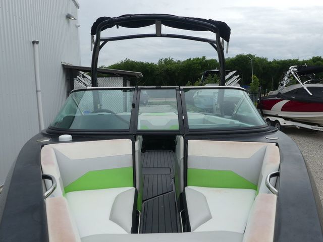 2016 Epic 23V - 19