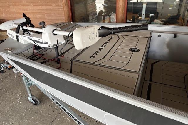 2026 Tracker Bass Tracker Classic CC boat with mounted trolling motor.