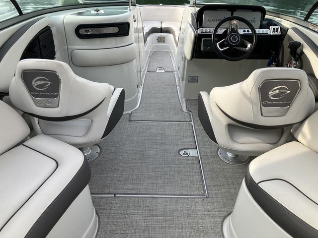 2023 Crownline 270 XSS - 18