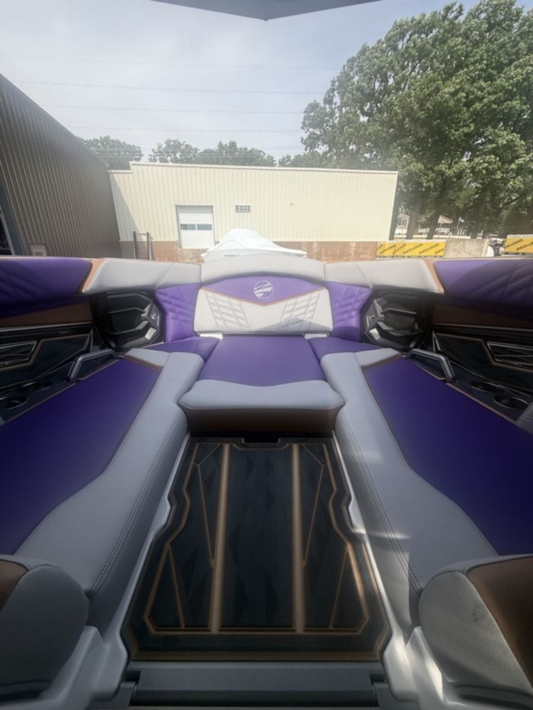 2025 Tigé 25ZX - 12