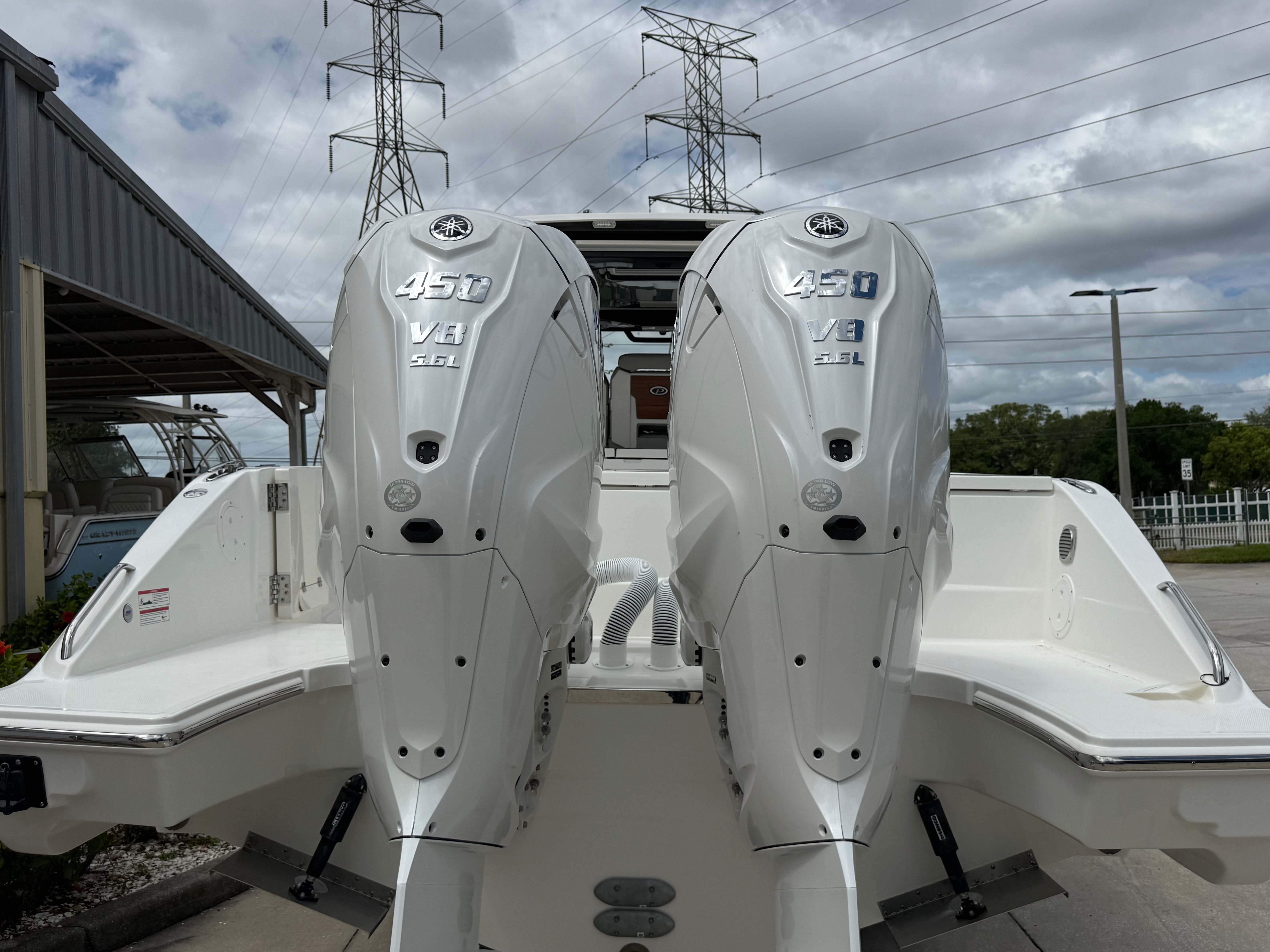 2026 PURSUIT 358 S - Image 4