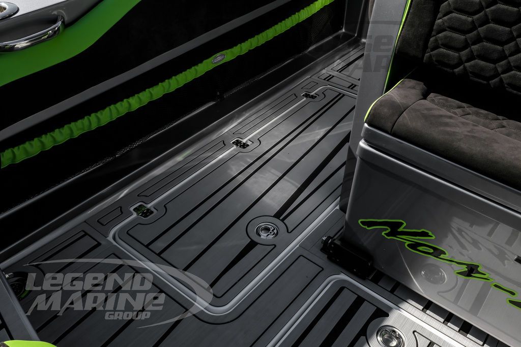 2026 Nor-Tech 390 Sport Center Console - 60