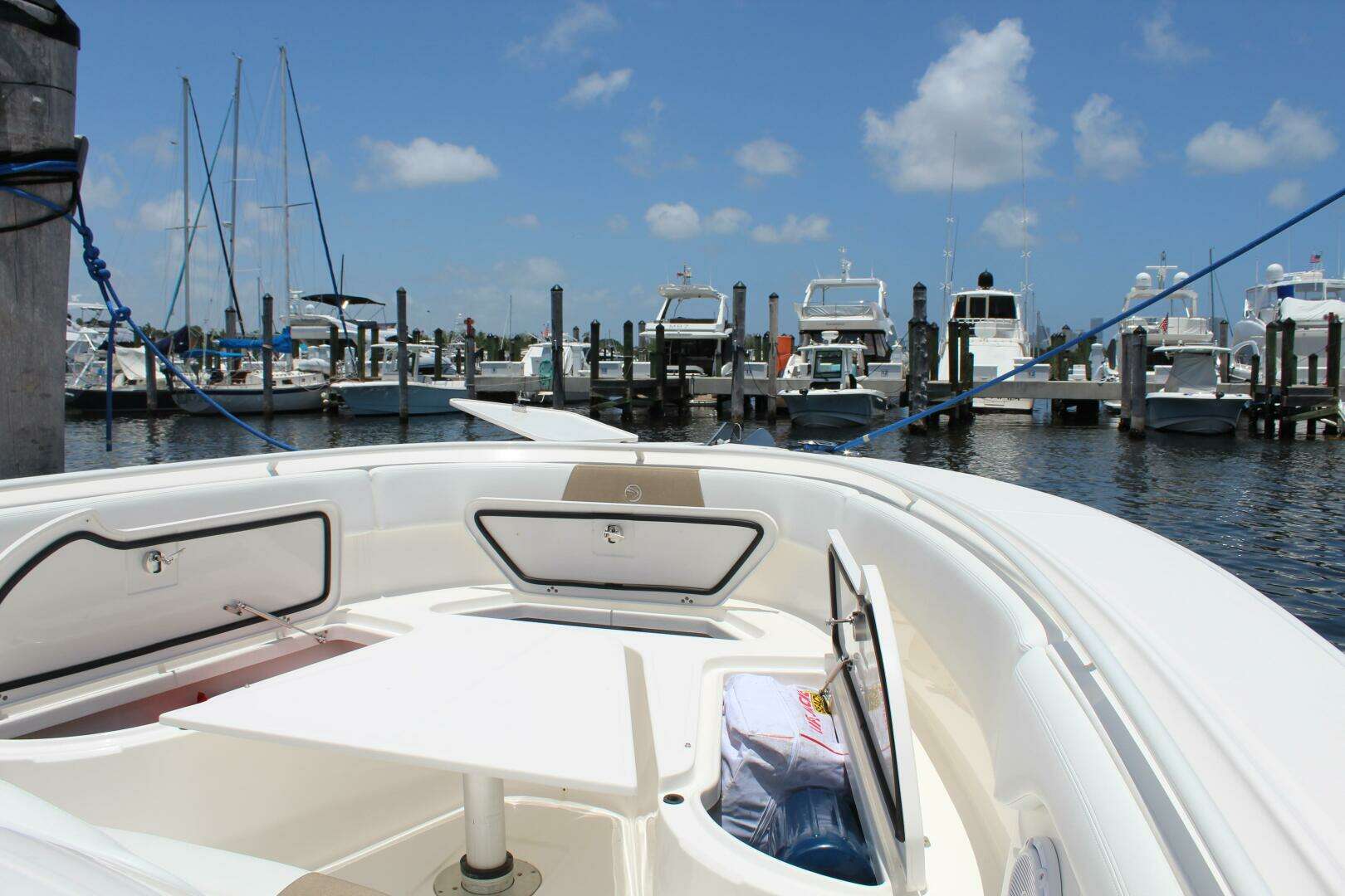 2016 Edgewater 370 - Image 17