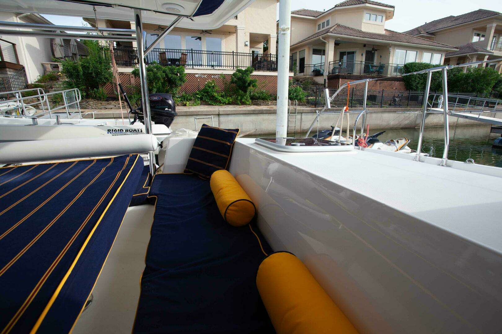 2012 Leopard owners version never in charter - Image 17