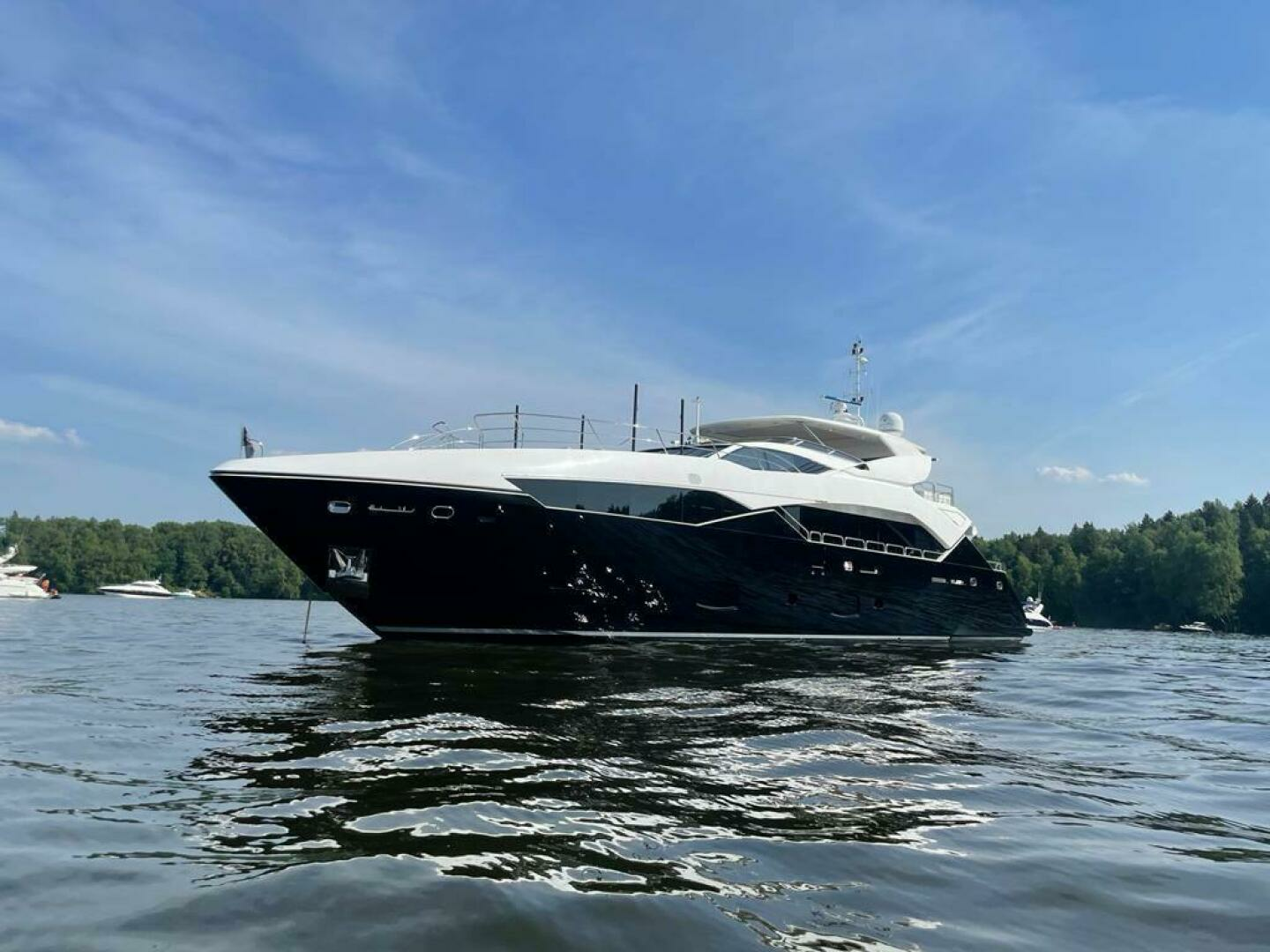 2013 Sunseeker 115 - Image 2