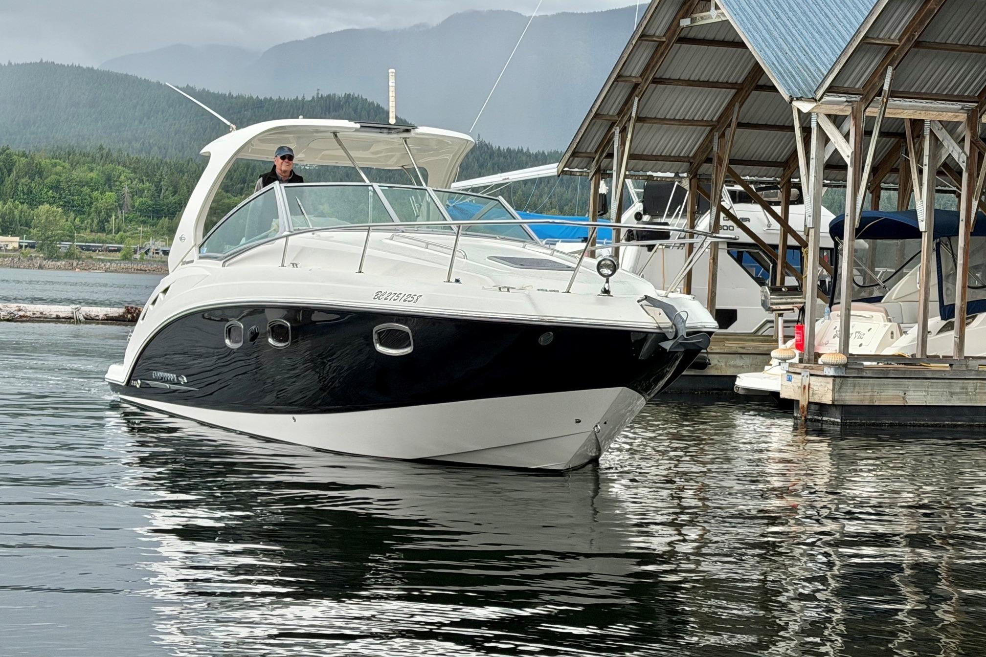 2010 Chaparral Signature 310