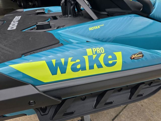 2026 Sea-Doo Wake - 13
