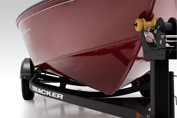 2025 Tracker Super Guide V-16 T - 10