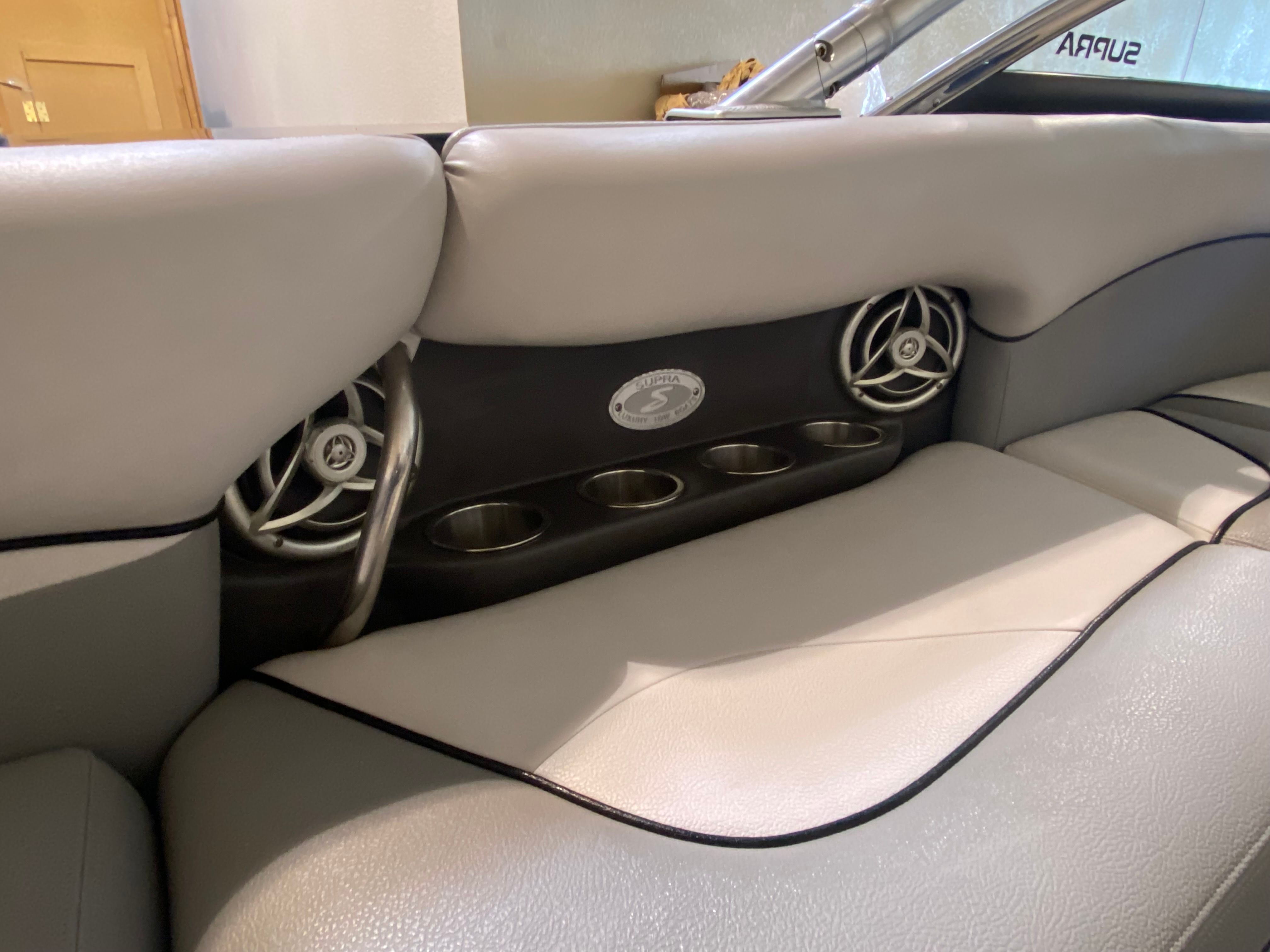 2008 Supra Launch 22 SSV - 59