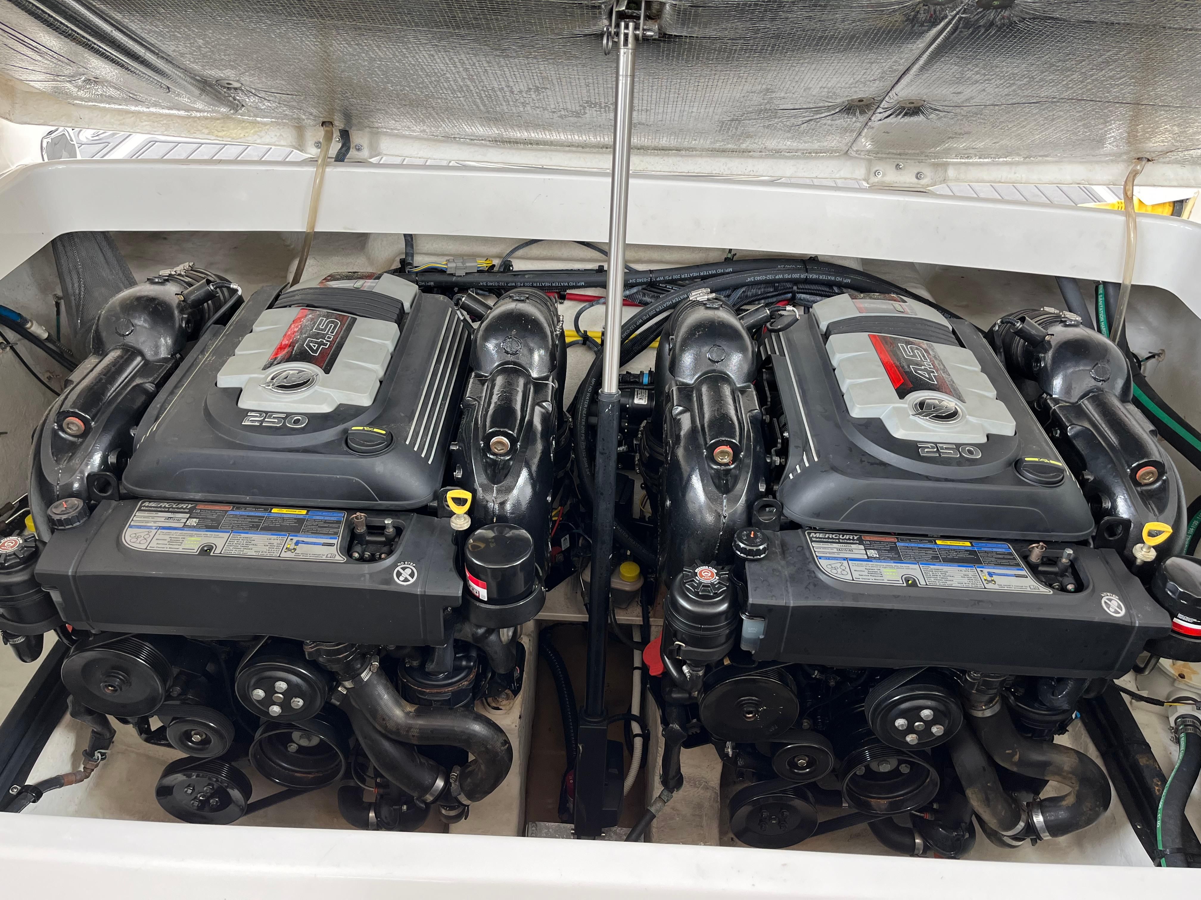 2015 Chaparral 307 SSX - 10