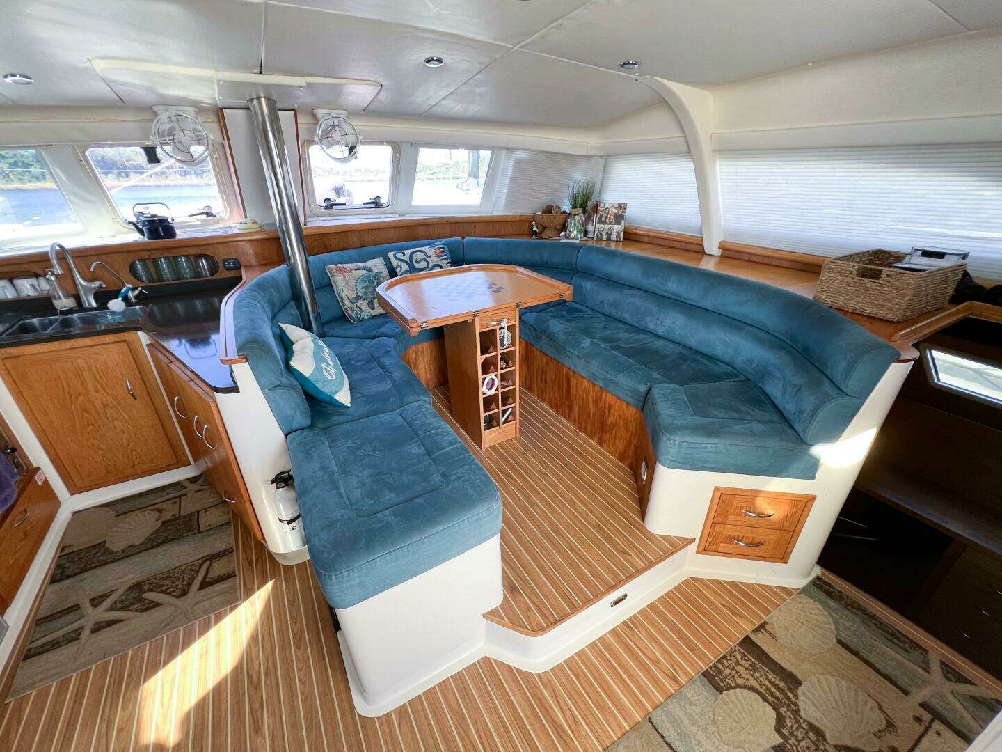 2010 Broadblue 435 - Image 41
