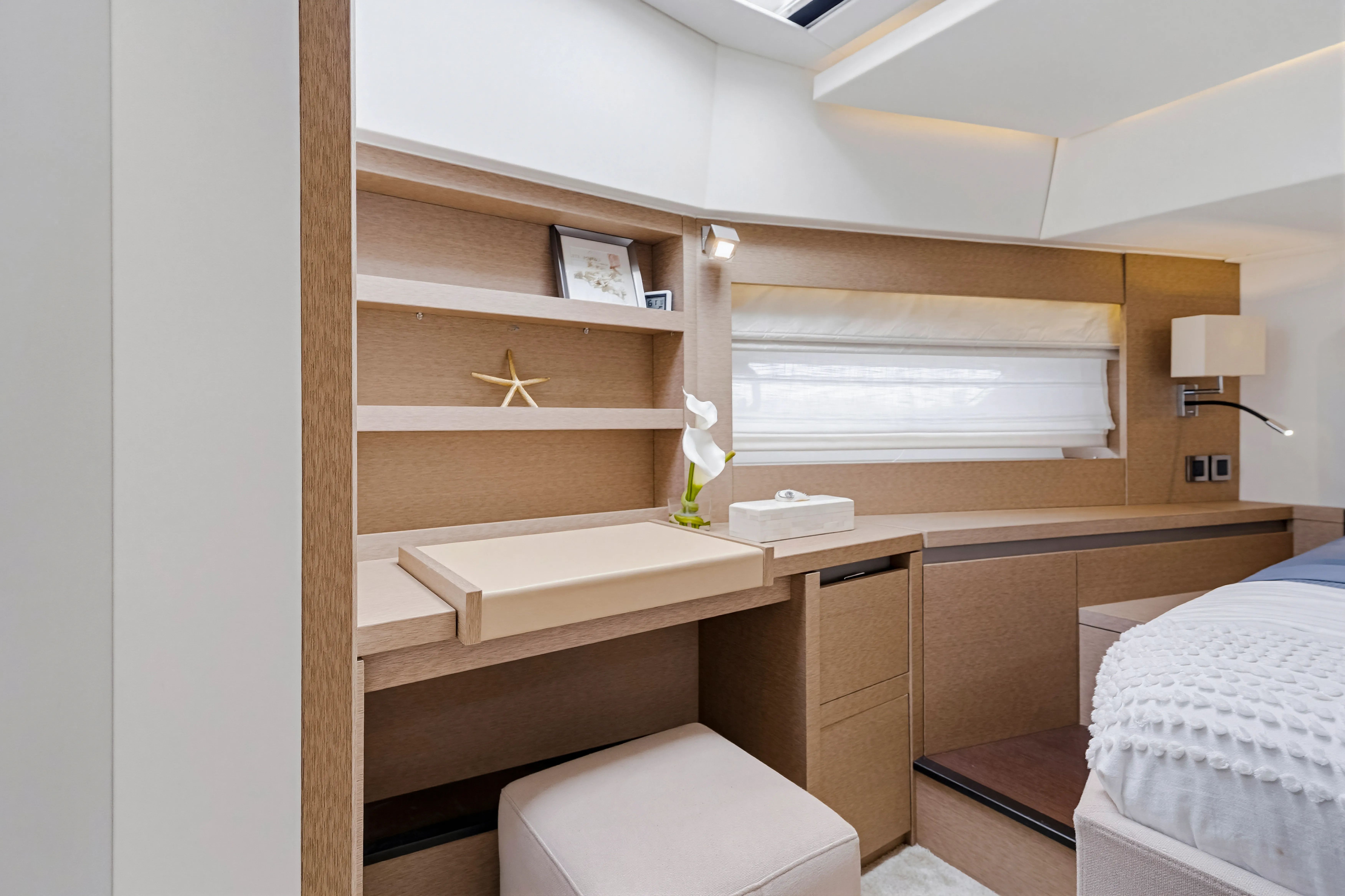 2018 Prestige 630 - Image 38