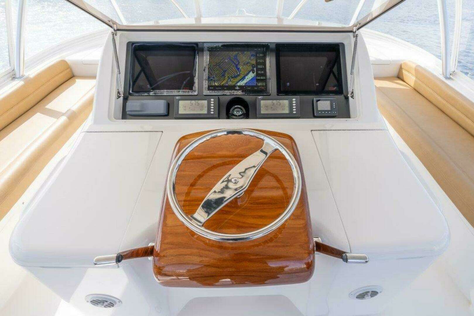 2015 Viking 66 Convertible - Image 21