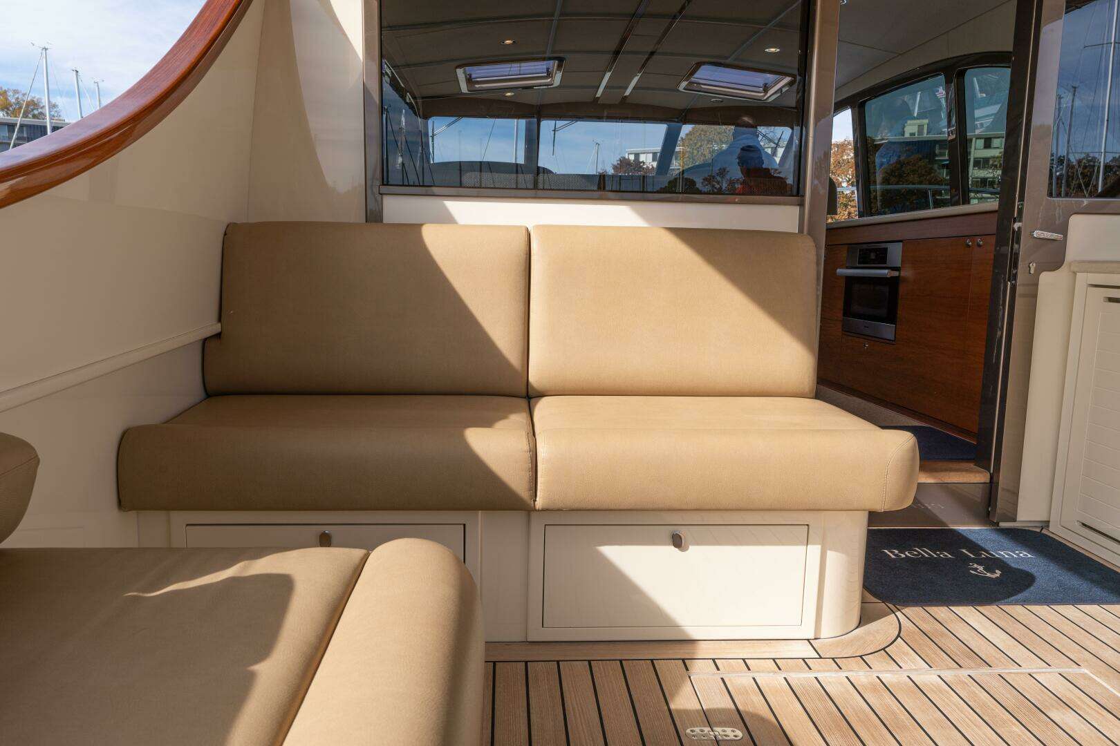 2016 Palm Beach Motor Yachts PB50 - Image 21