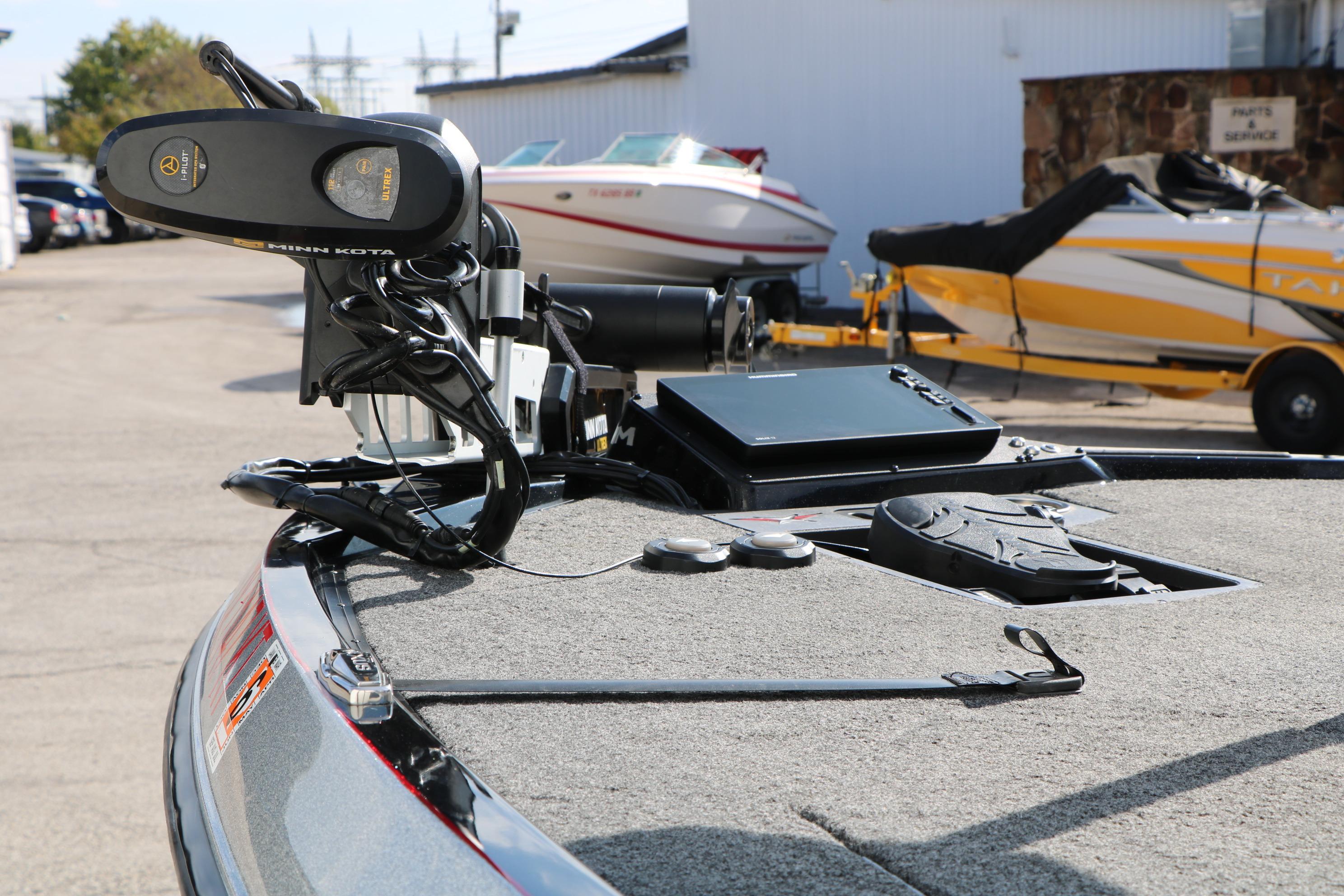 2022 Vexus VX21 boat with Minn Kota trolling motor and advanced navigation system.