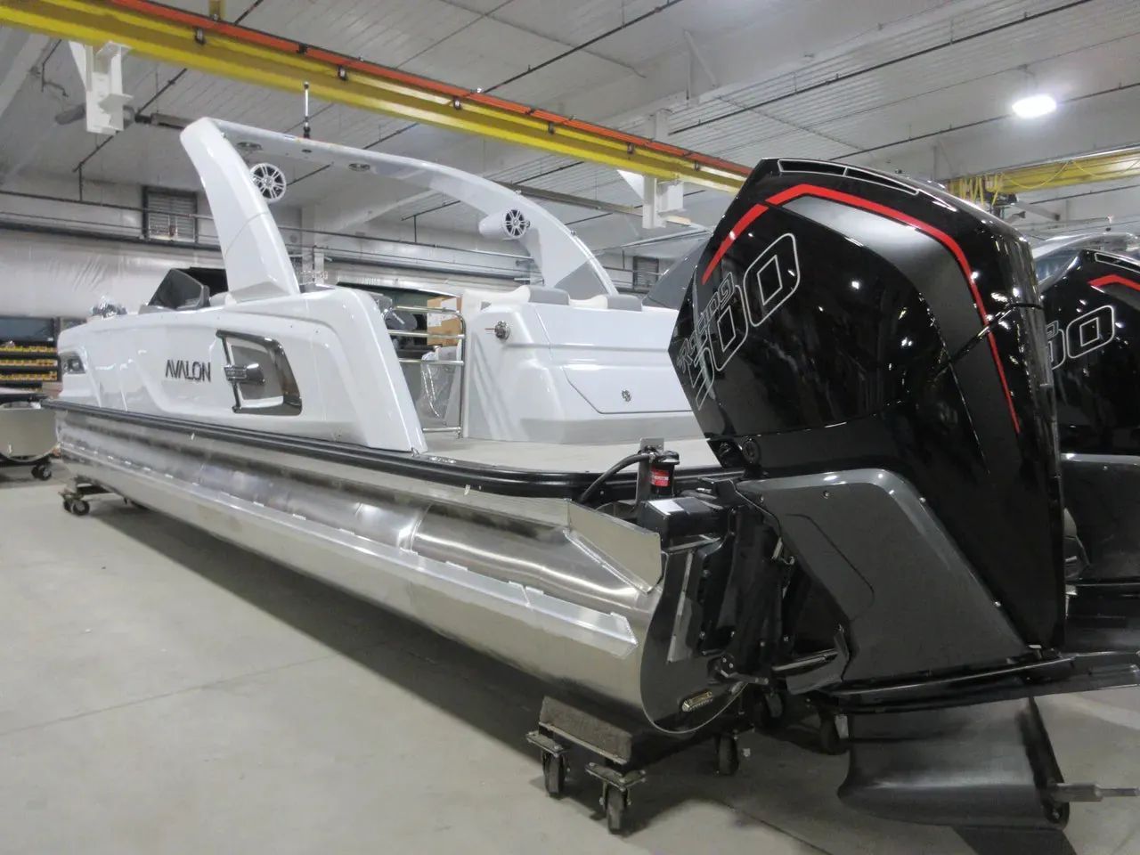 2025 Avalon Excalibur Elite Windshield Twin 500R