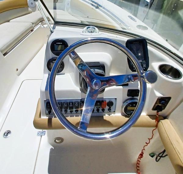 2018 Key West 211 Dual Console - 8