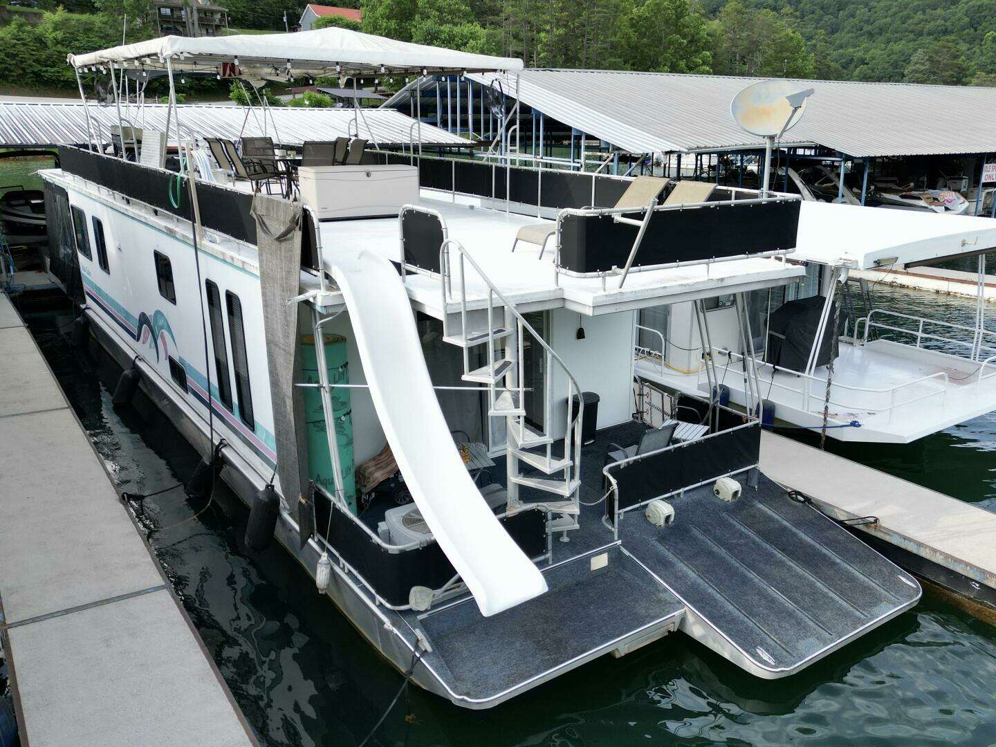 1999 Aqua Chalet 16 x 68 Widebody - Image 117