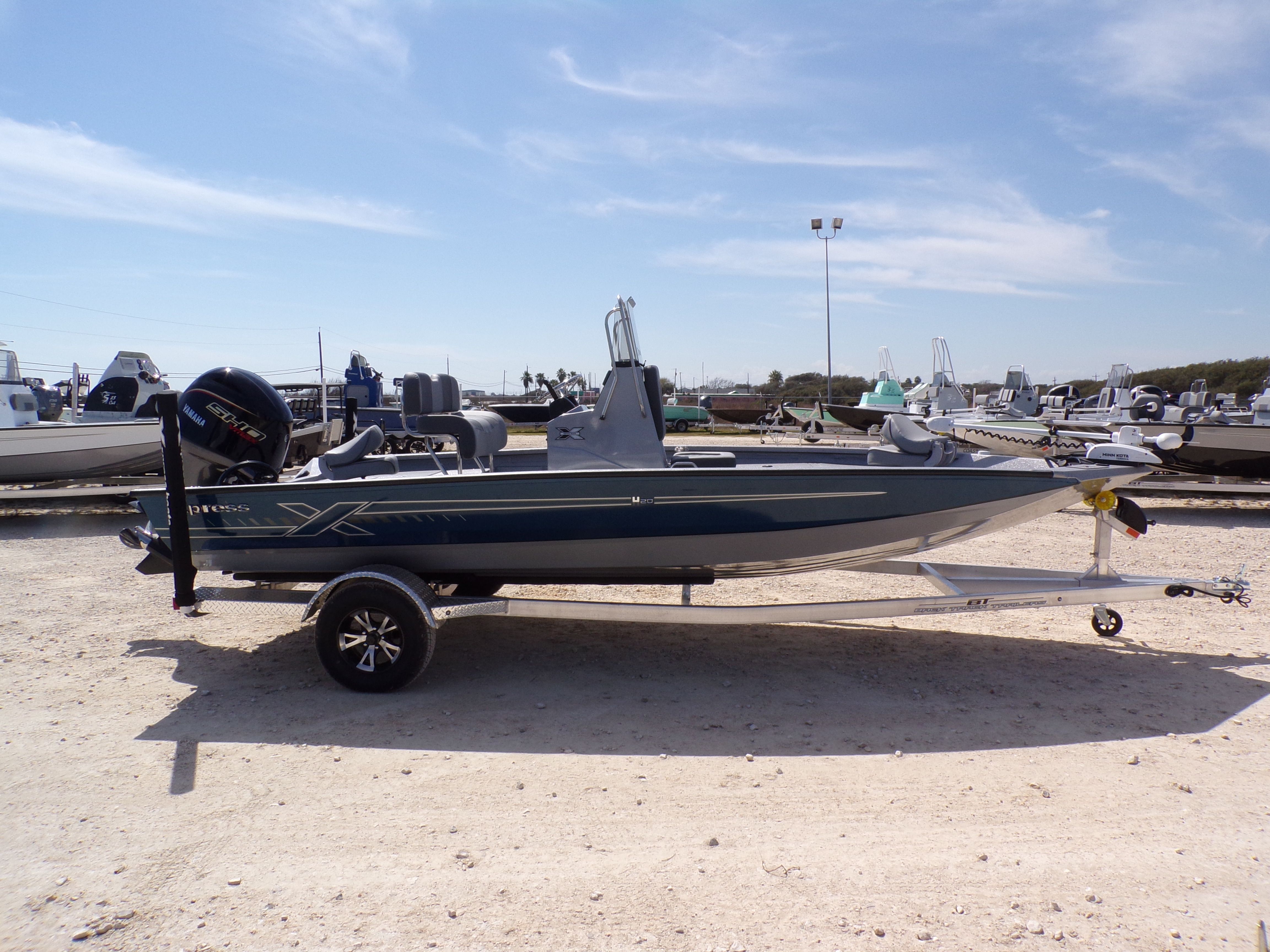 2025 Xpress H20B Bay - 8
