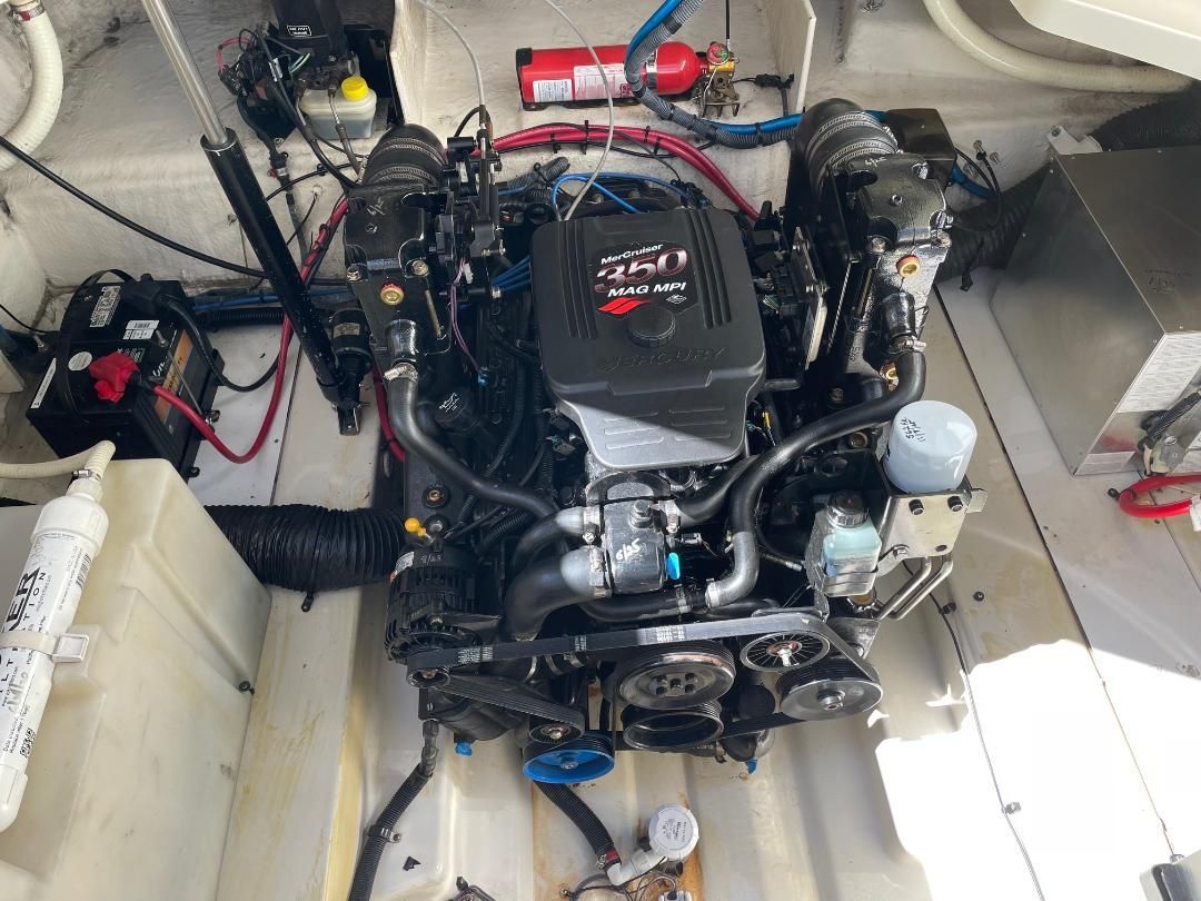 Engine compartment of a 2005 Sea Ray Sundancer 260 with 350 MAG MPI engine.