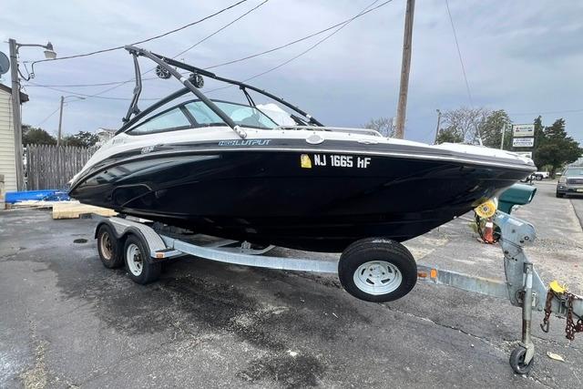 2013 Yamaha Boats 212X