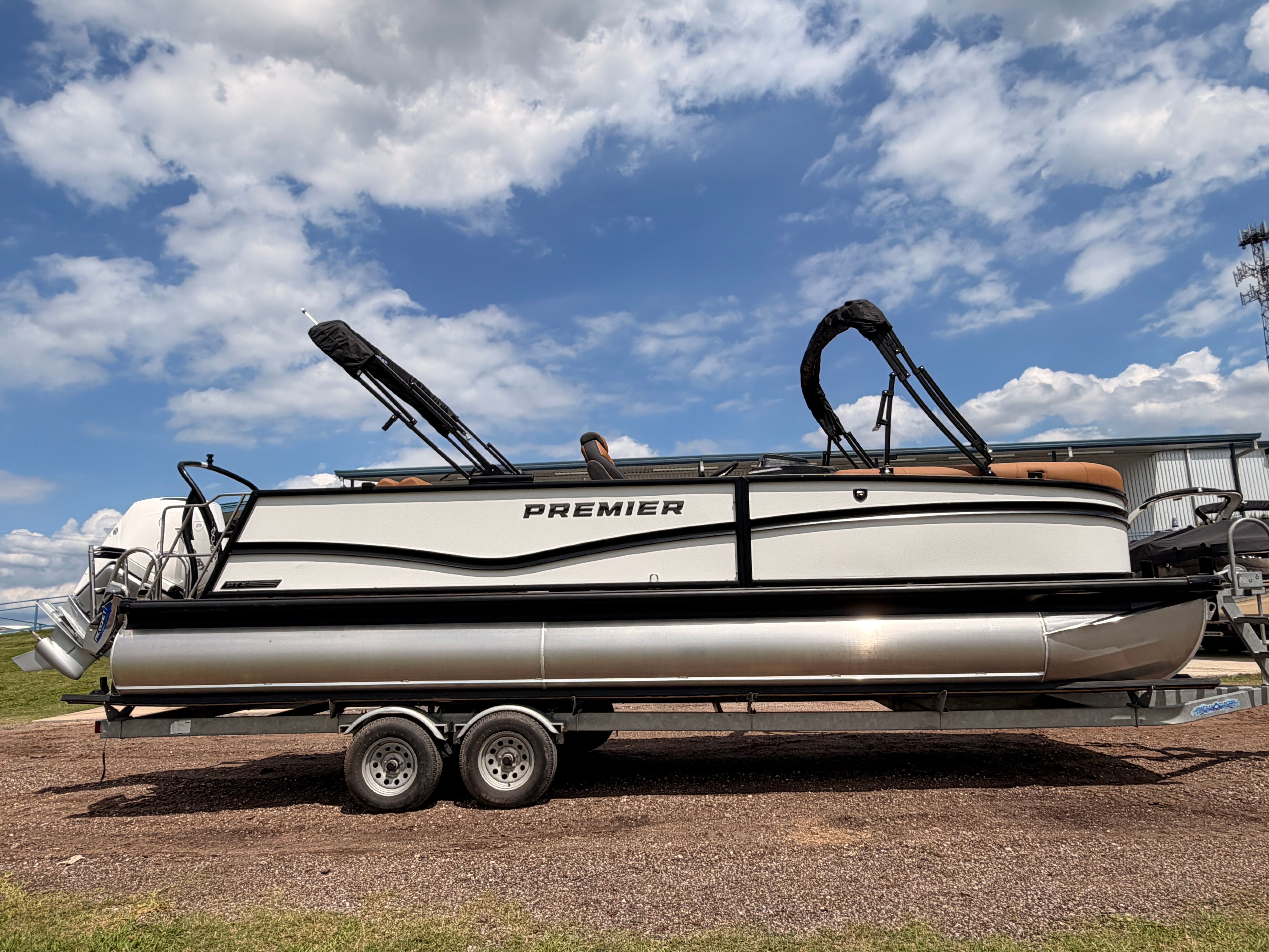 2026 PREMIER 250 SOLARIS RL CL - Image 5